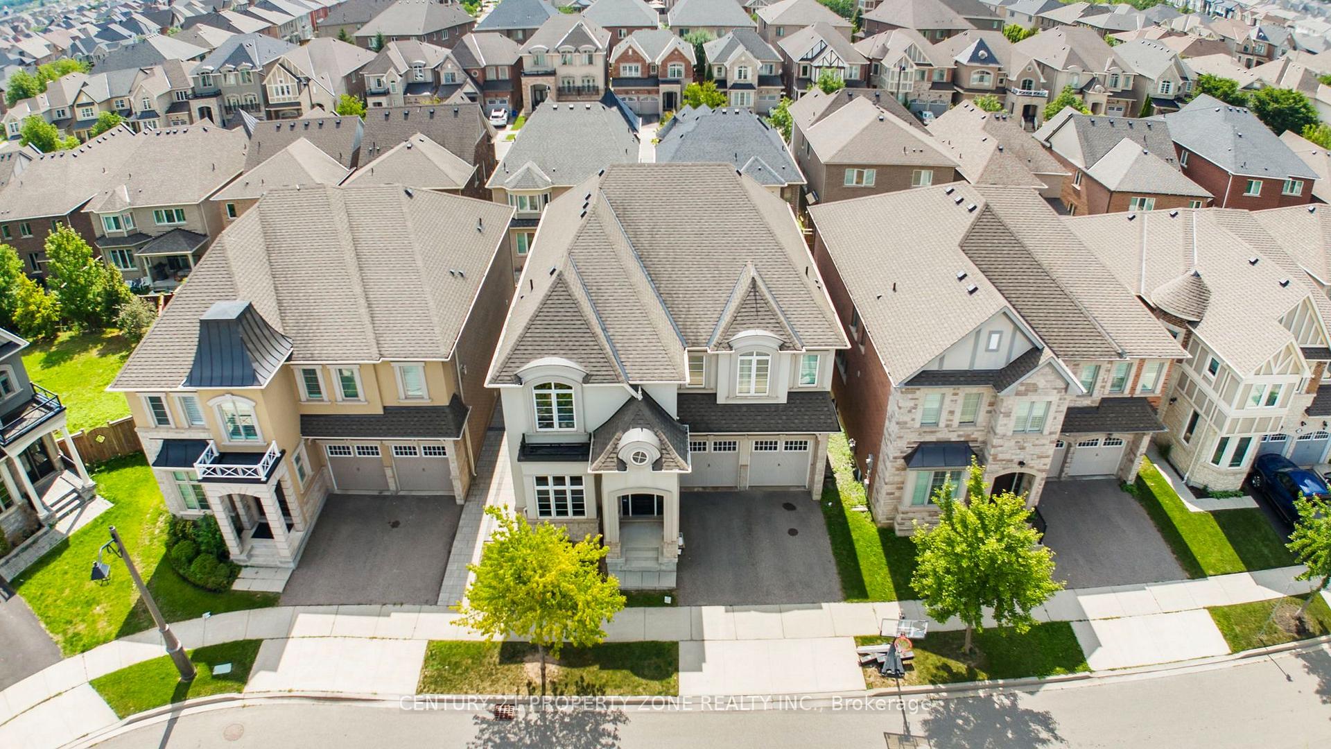 Photo 2 of 174 Mcwilliams Crescent, Oakville, Glenorchy — HOMEH