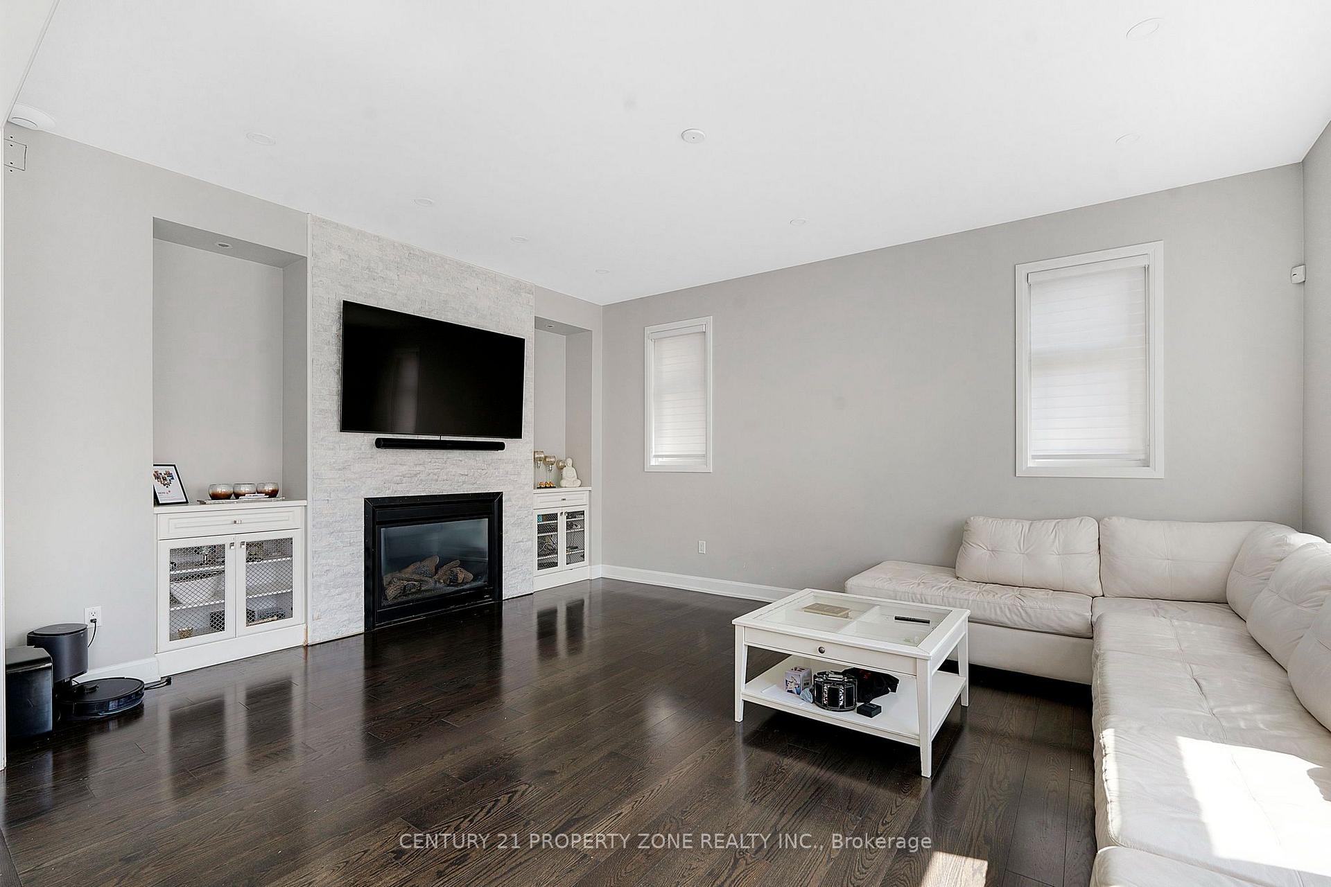 Photo 14 of 174 Mcwilliams Crescent, Oakville, Glenorchy — HOMEH