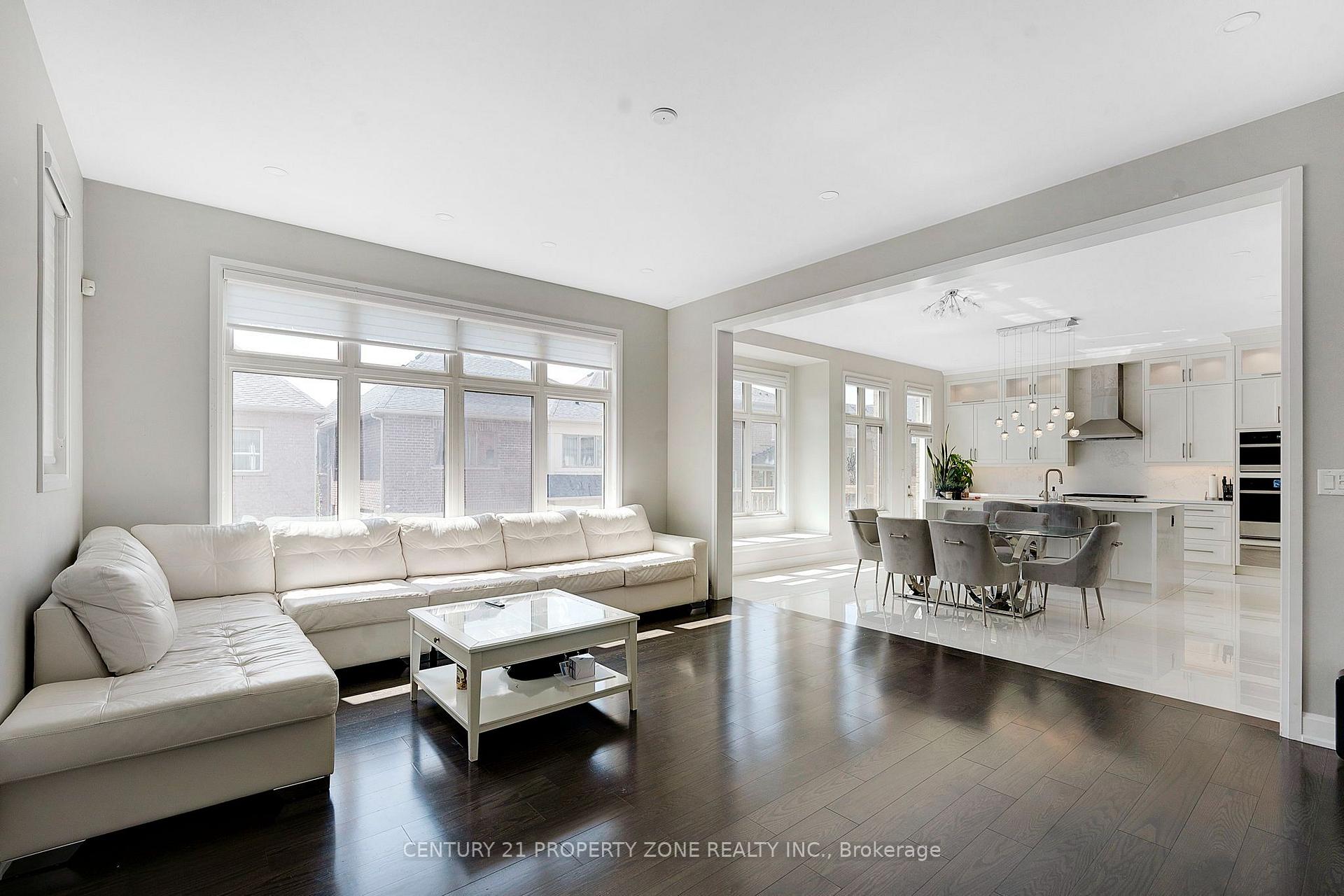 Photo 15 of 174 Mcwilliams Crescent, Oakville, Glenorchy — HOMEH