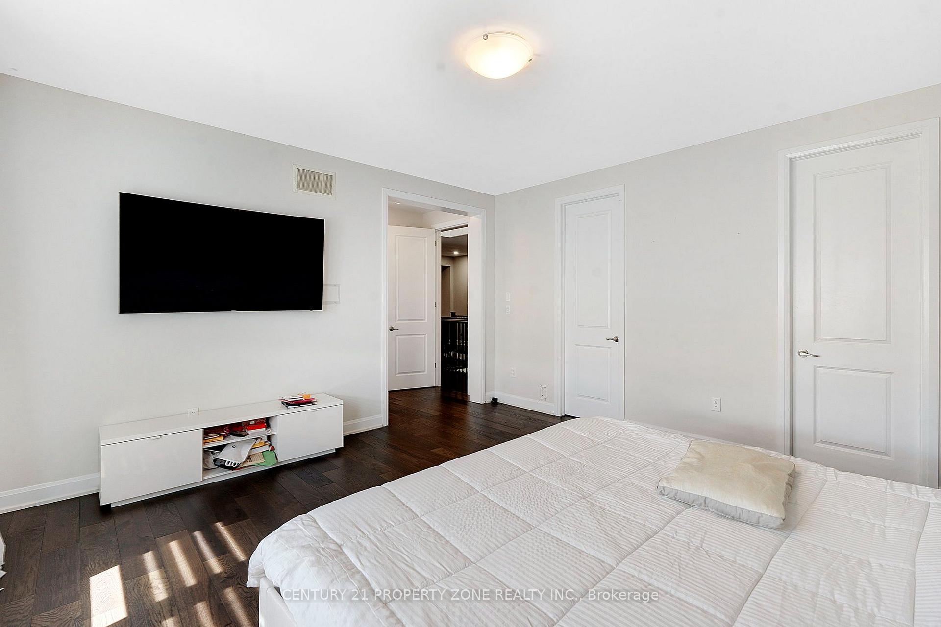 Photo 24 of 174 Mcwilliams Crescent, Oakville, Glenorchy — HOMEH