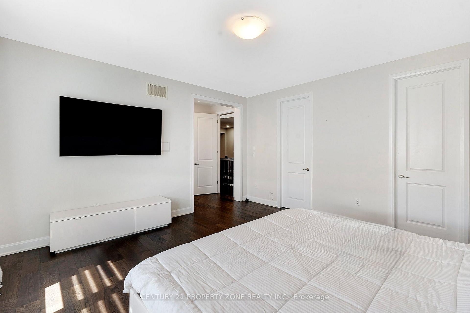 Photo 25 of 174 Mcwilliams Crescent, Oakville, Glenorchy — HOMEH