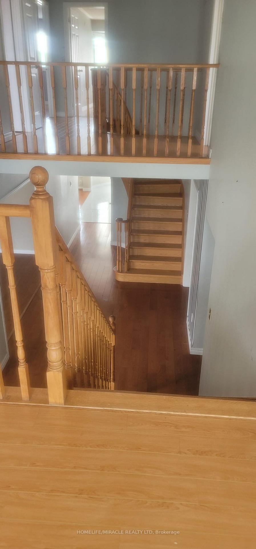 Photo 6 of 144 Moffatt Avenue, Brampton, Fletcher's West — HOMEH