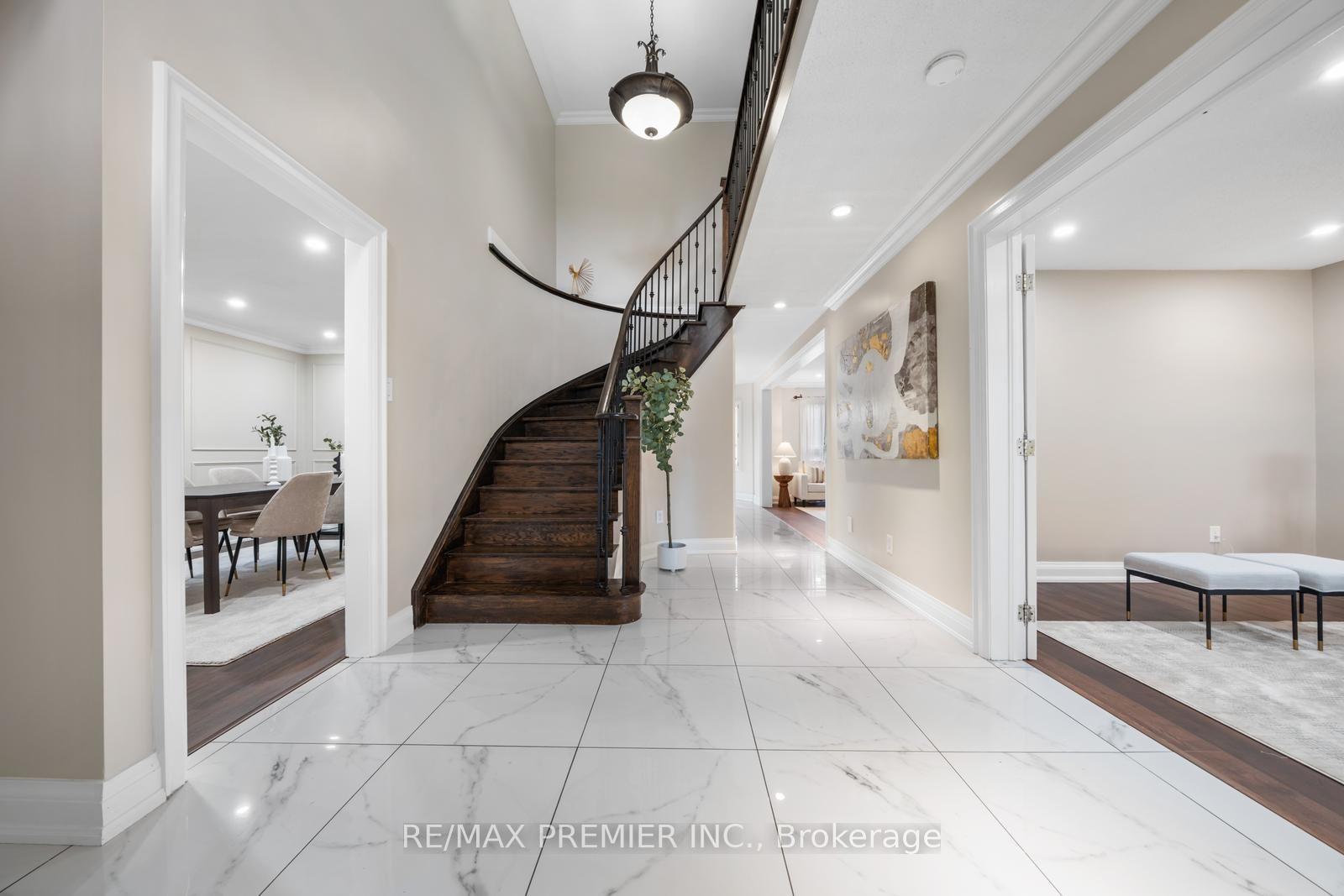 Photo 5 of 273 Belview Avenue, Vaughan, East Woodbridge — HOMEH