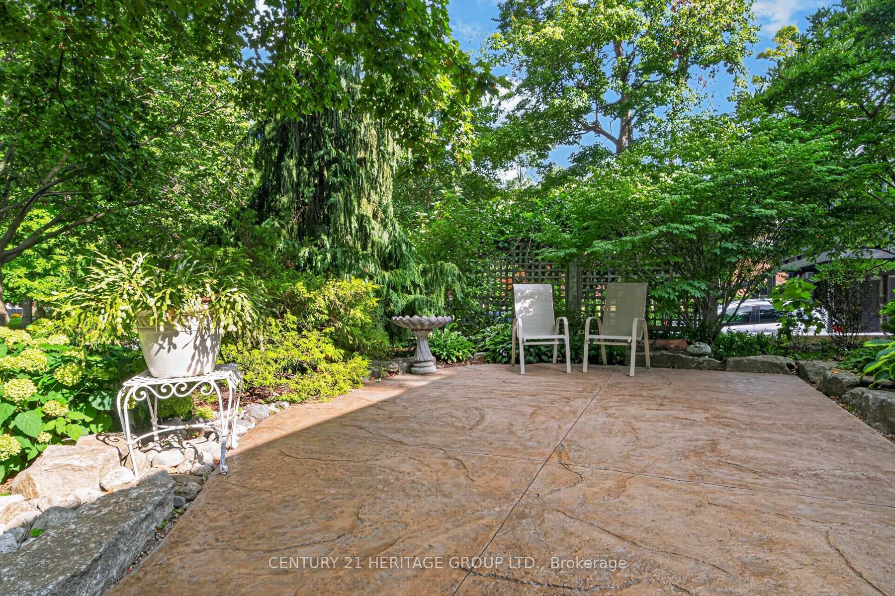 Photo 8 of 245 Corrie Crescent, Waterloo, Lakeshore Village — HOMEH