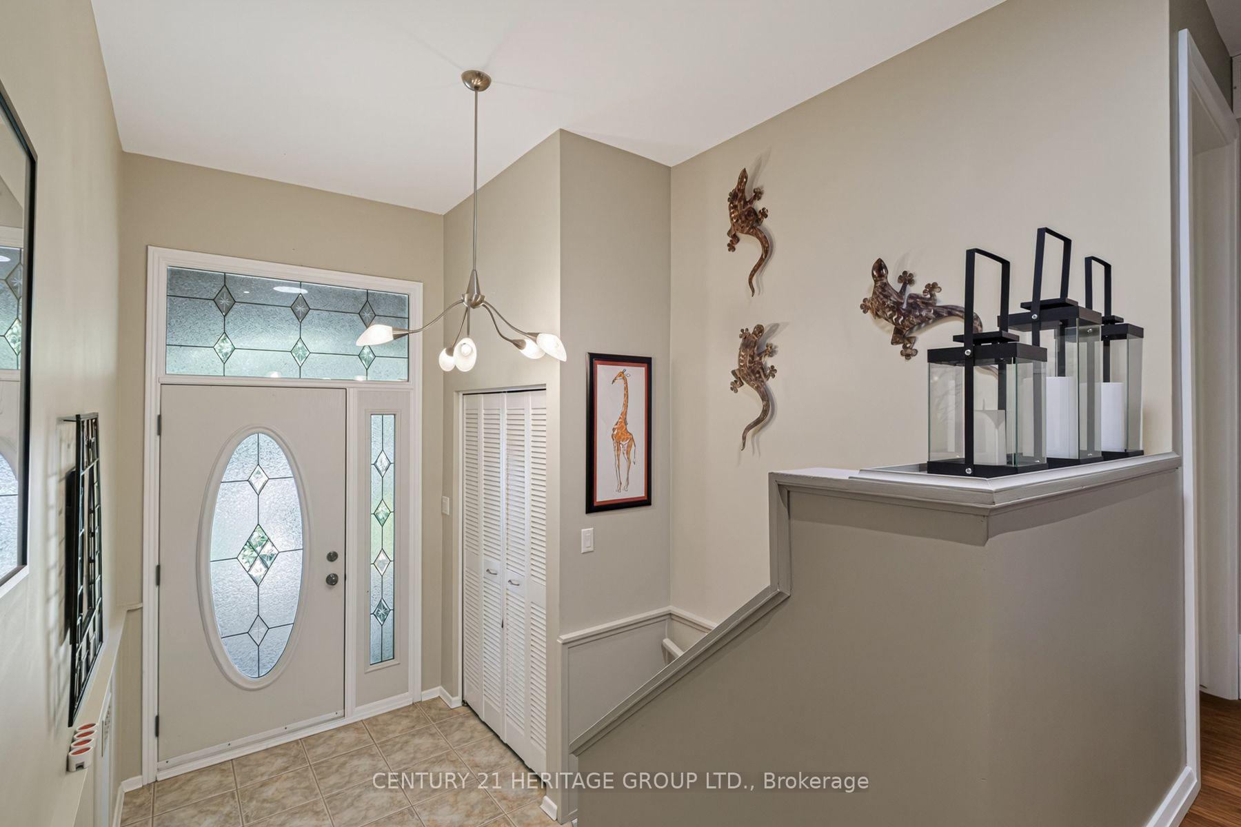 Photo 10 of 245 Corrie Crescent, Waterloo, Lakeshore Village — HOMEH