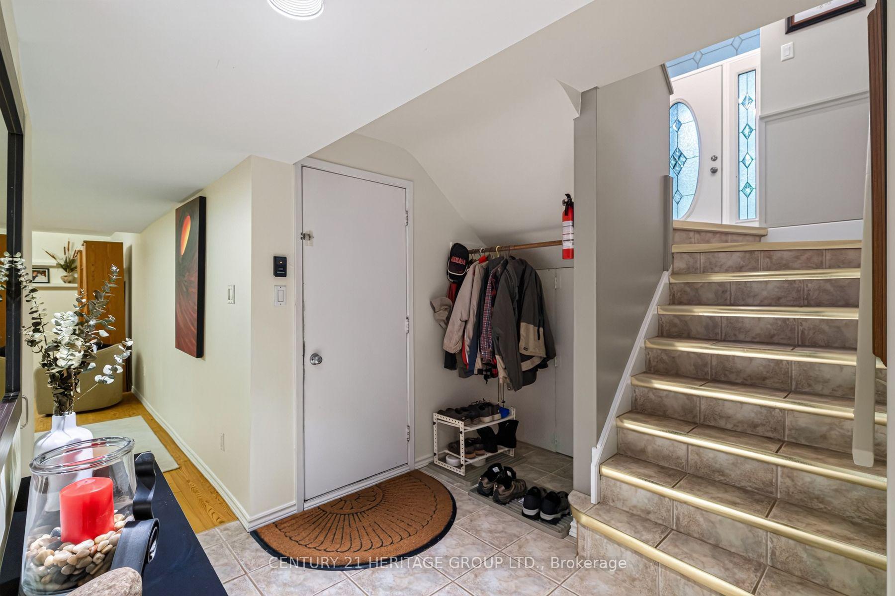 Photo 35 of 245 Corrie Crescent, Waterloo, Lakeshore Village — HOMEH