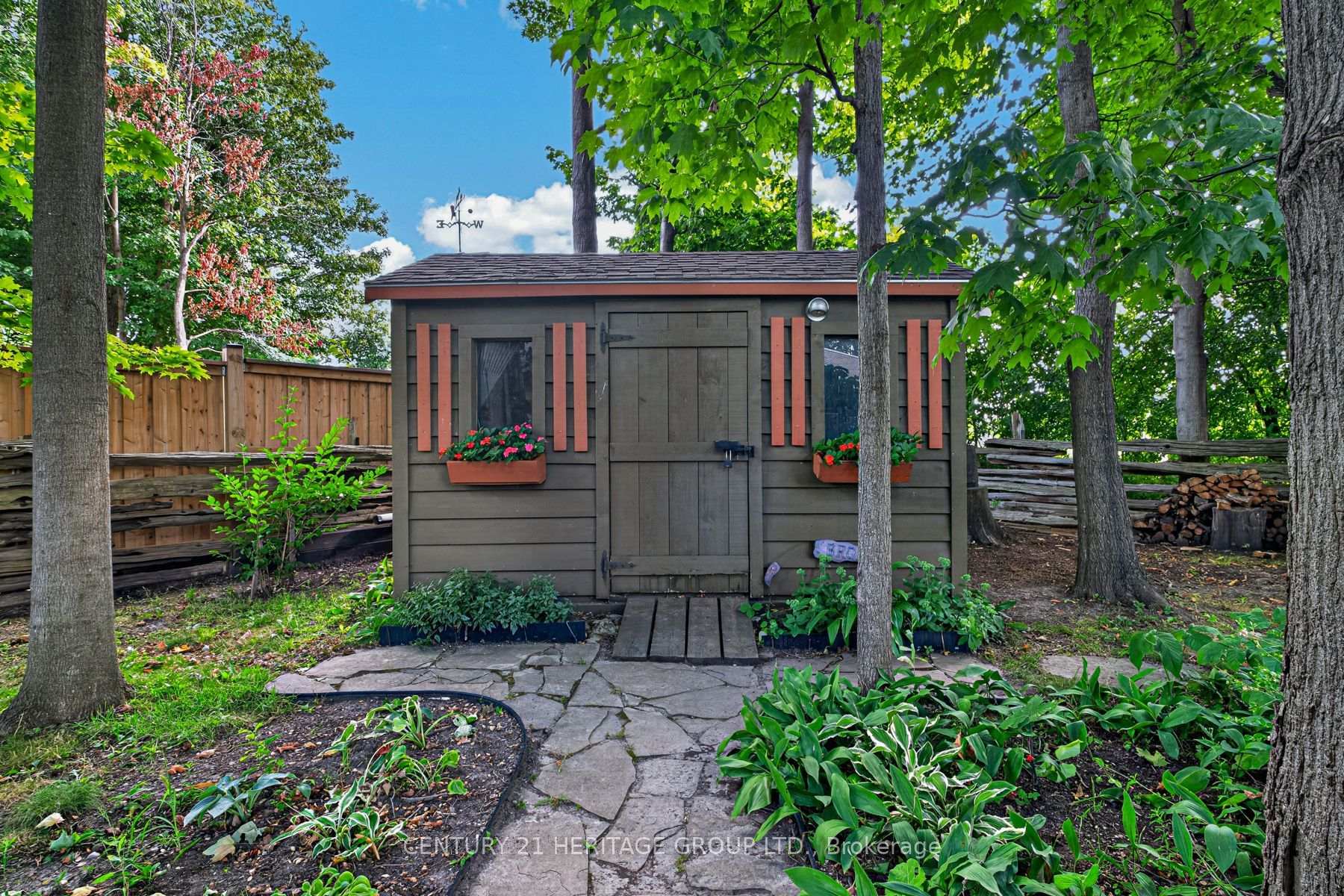 Photo 53 of 245 Corrie Crescent, Waterloo, Lakeshore Village — HOMEH