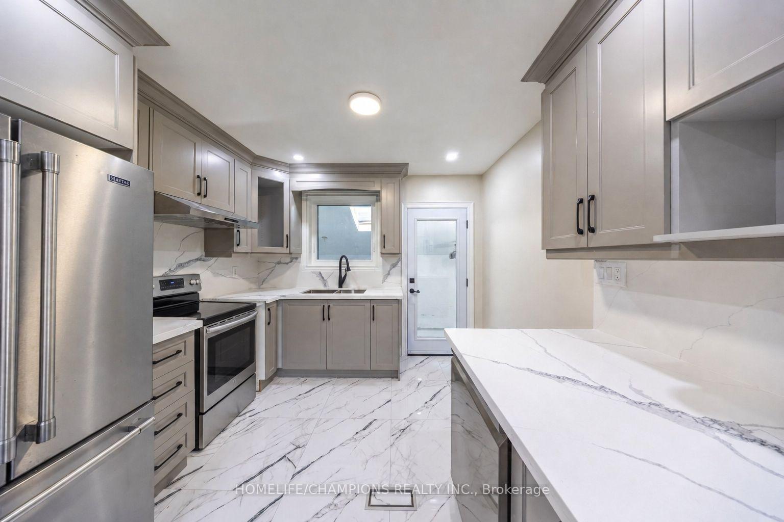Photo 3 of 1083 Birchmount Road, Scarborough, Ionview — HOMEH