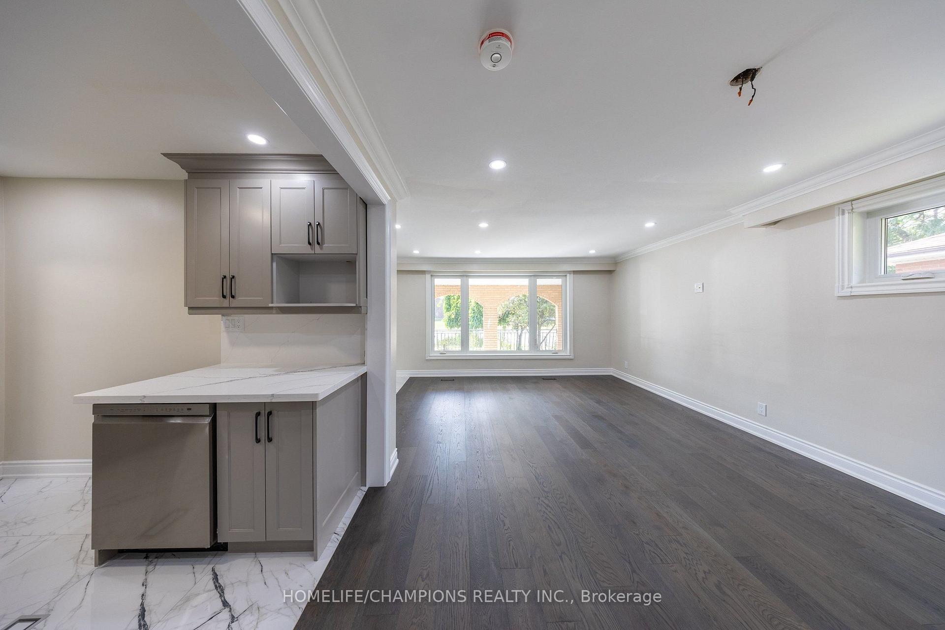 Photo 8 of 1083 Birchmount Road, Scarborough, Ionview — HOMEH