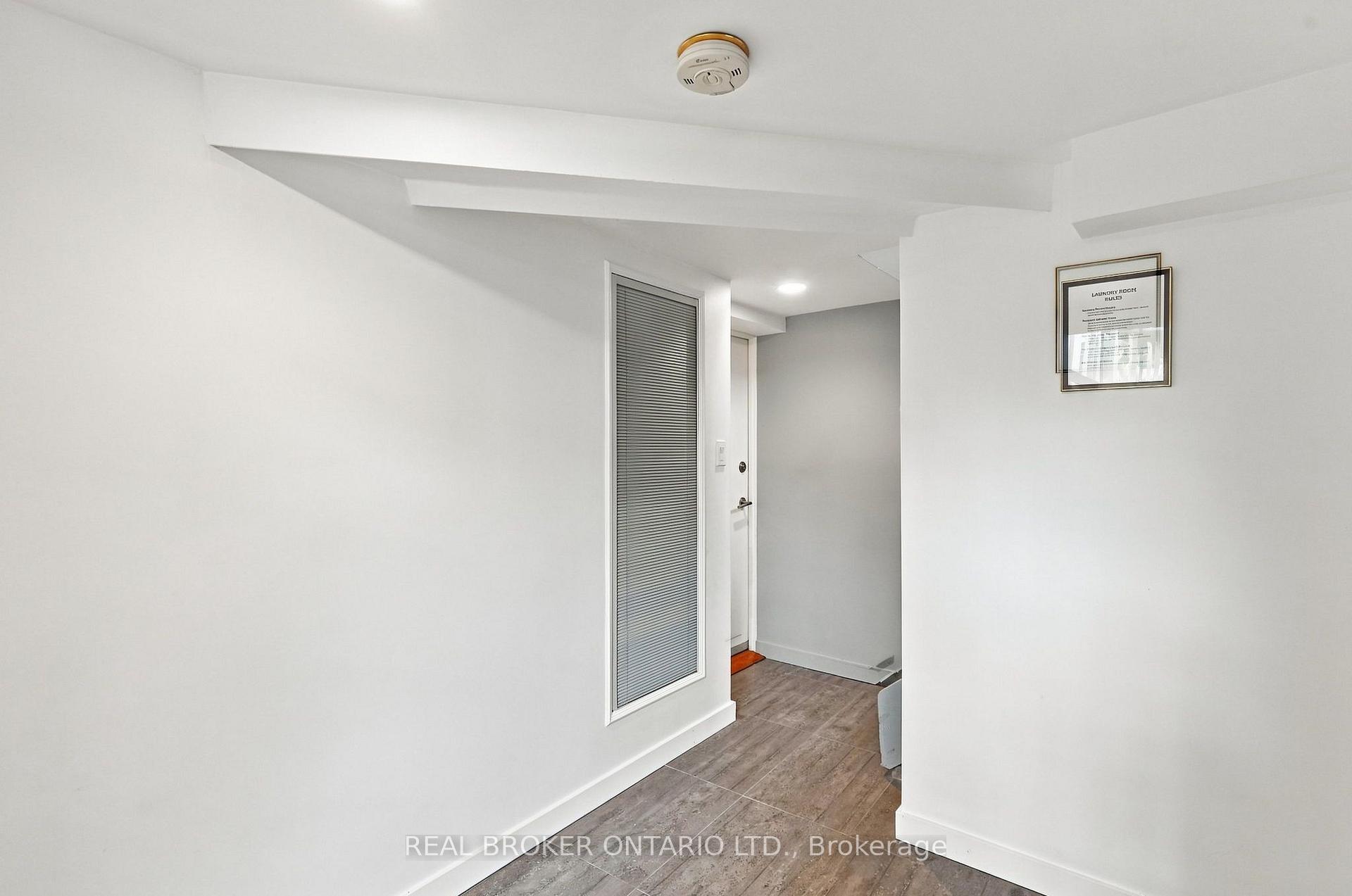 Photo 37 of 671 Scarlett Road, Etobicoke, Humber Heights — HOMEH