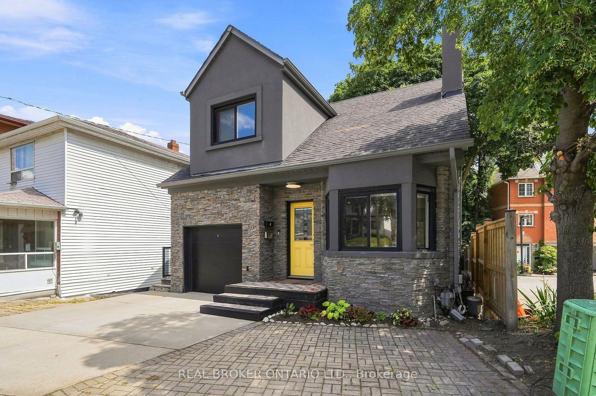 Photo 58 of 671 Scarlett Road, Etobicoke, Humber Heights — HOMEH