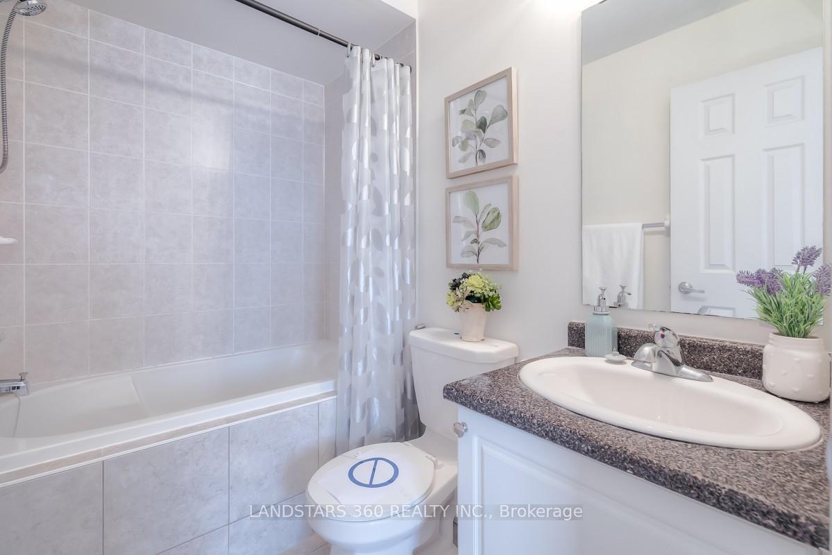Photo 18 of 9922 McCowan Road, Markham, Berczy — HOMEH