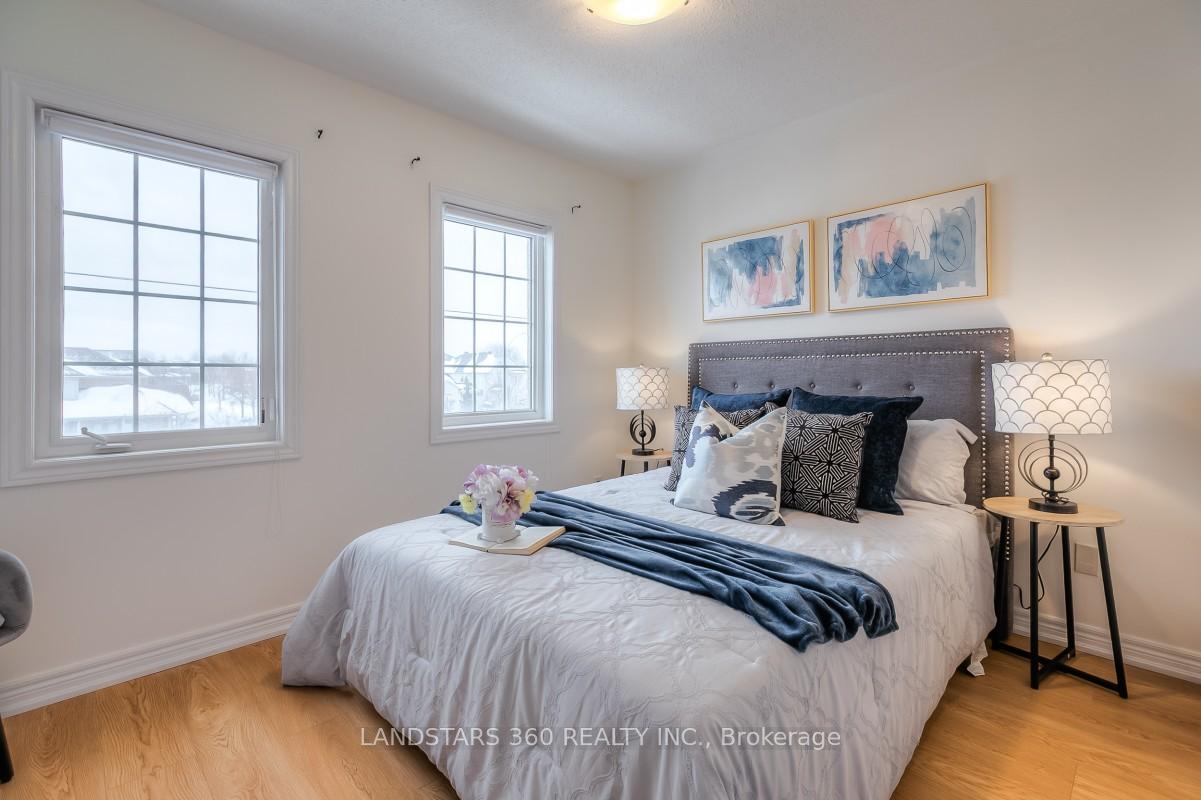 Photo 20 of 9922 McCowan Road, Markham, Berczy — HOMEH