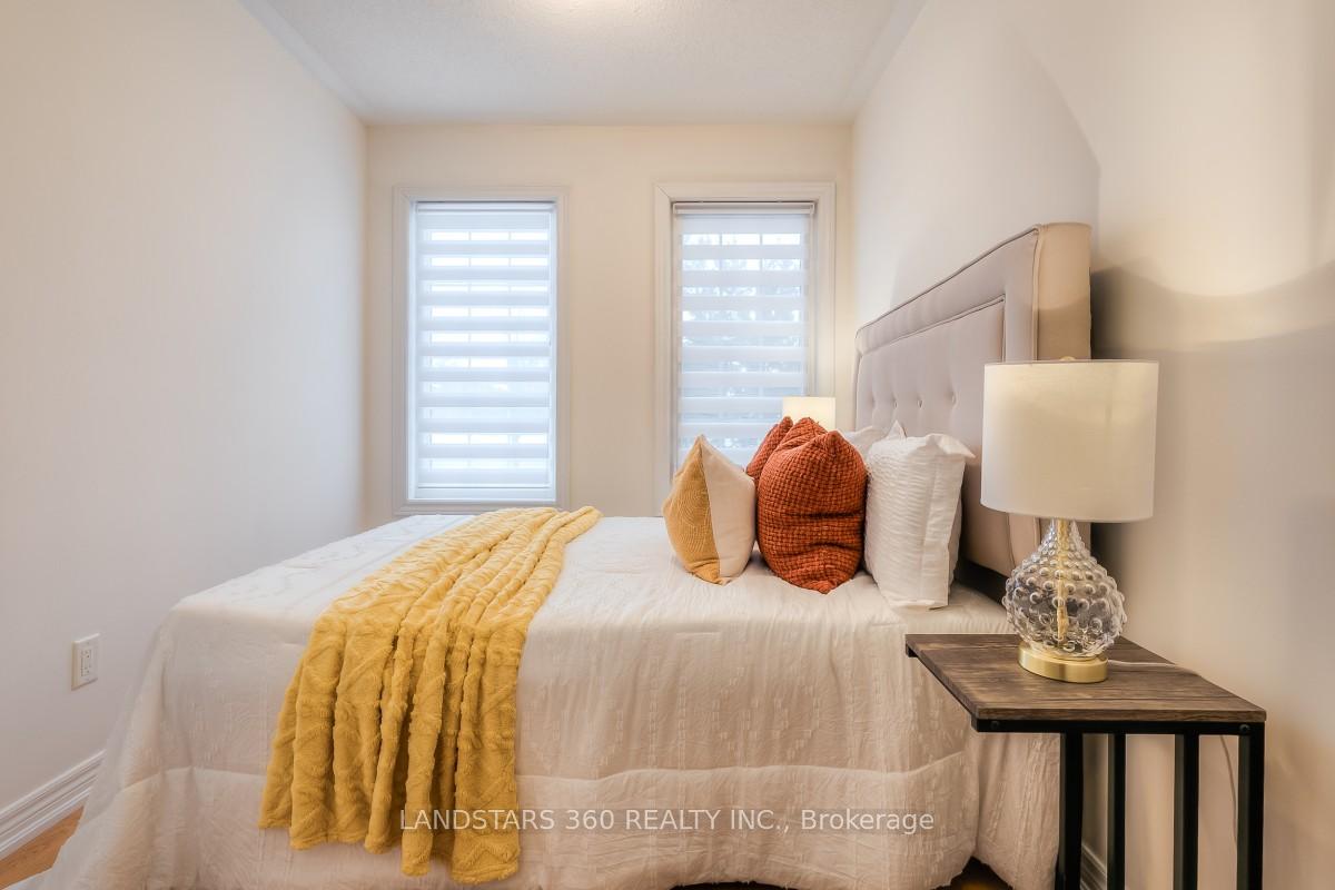 Photo 24 of 9922 McCowan Road, Markham, Berczy — HOMEH