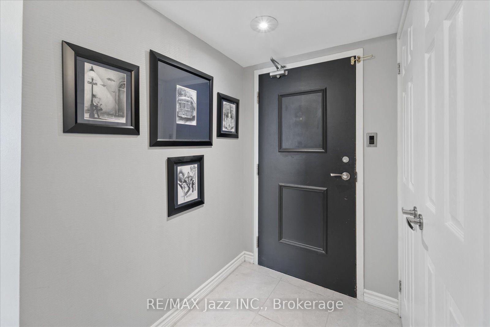 Photo 4 of Unit 1003, 360 Watson Street W, Whitby, Port Whitby — HOMEH