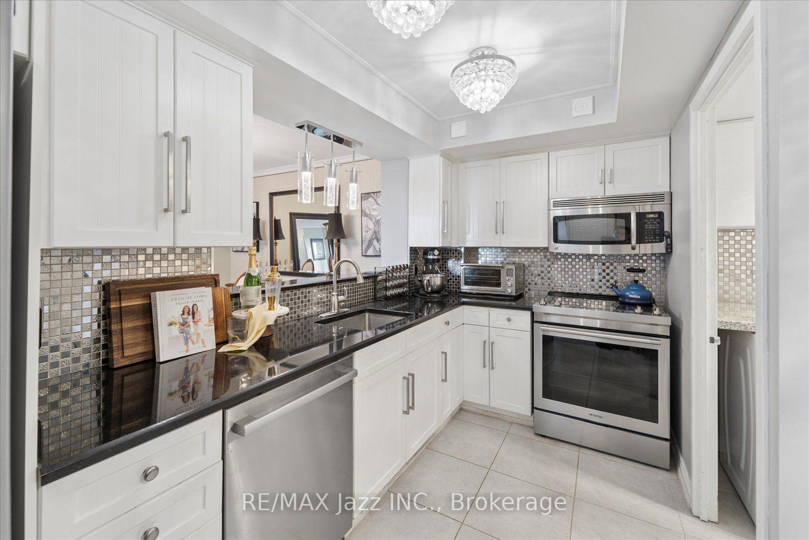 Photo 8 of Unit 1003, 360 Watson Street W, Whitby, Port Whitby — HOMEH