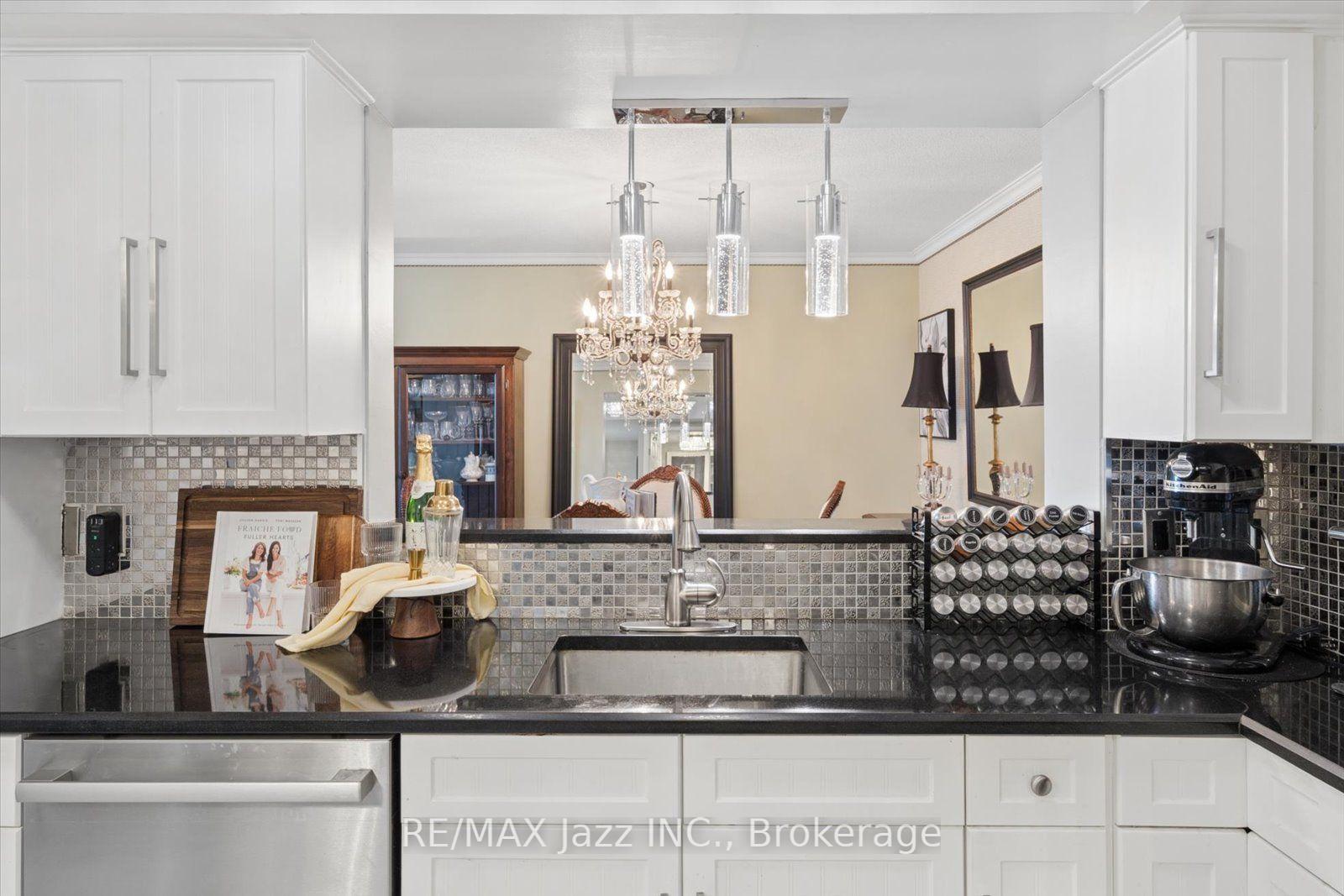 Photo 9 of Unit 1003, 360 Watson Street W, Whitby, Port Whitby — HOMEH