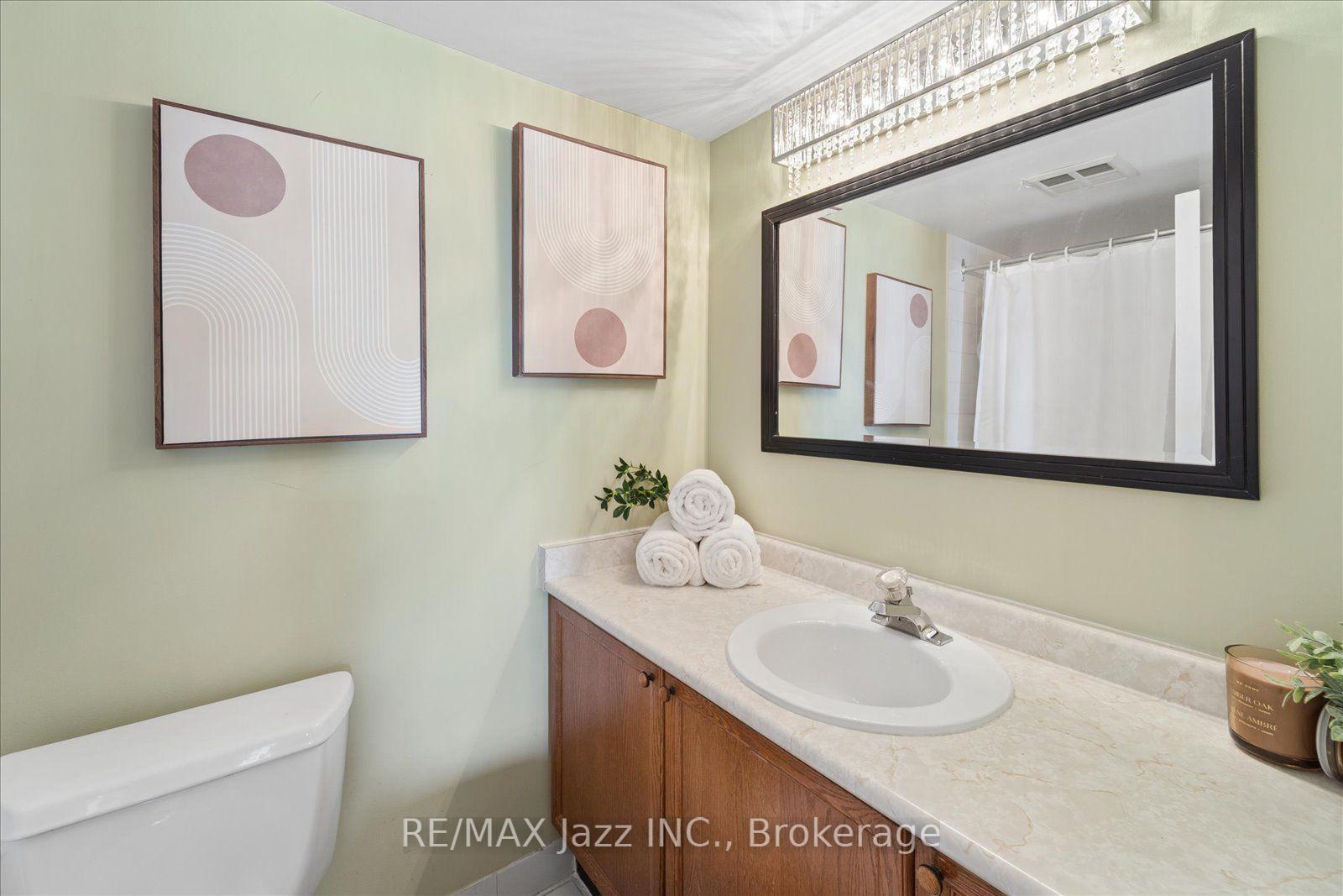 Photo 20 of Unit 1003, 360 Watson Street W, Whitby, Port Whitby — HOMEH