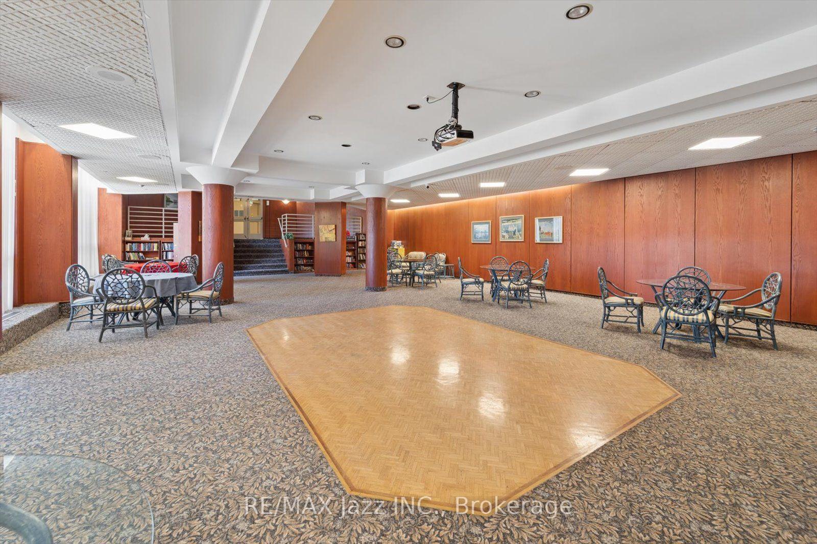 Photo 25 of Unit 1003, 360 Watson Street W, Whitby, Port Whitby — HOMEH