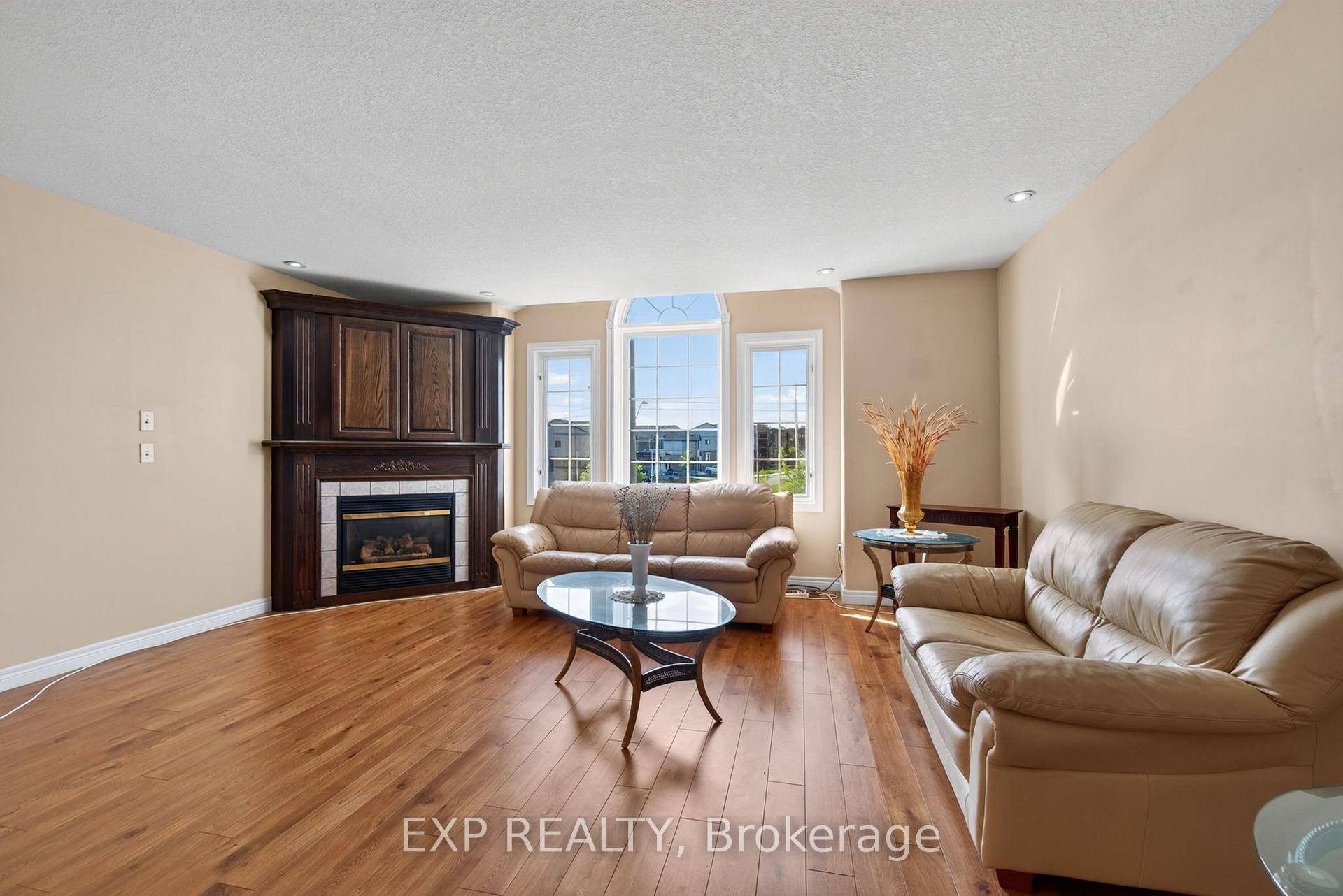 Photo 31 of 141 Starwood Drive, Guelph, Grange Road — HOMEH