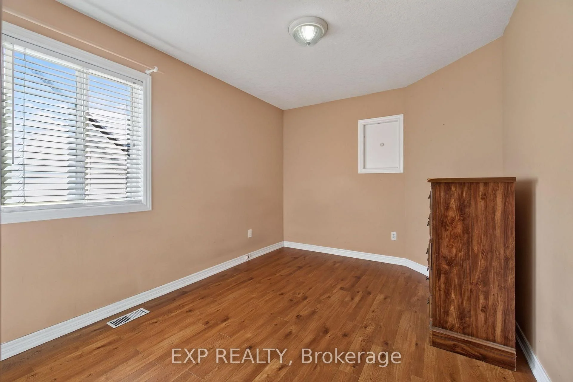 Photo 56 of 141 Starwood Drive, Guelph, Grange Road — HOMEH