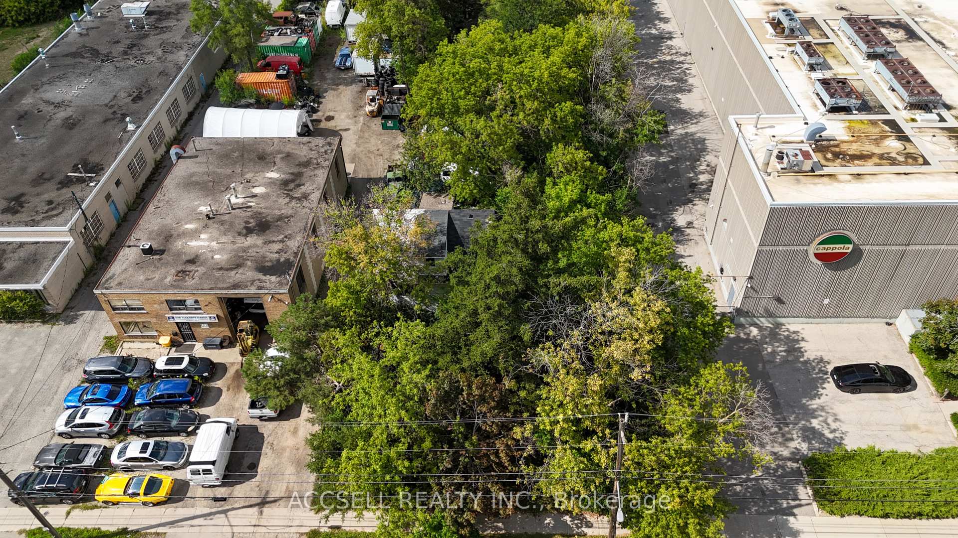 Photo 2 of 100 Cartwright Avenue, North York, Yorkdale-Glen Park — HOMEH
