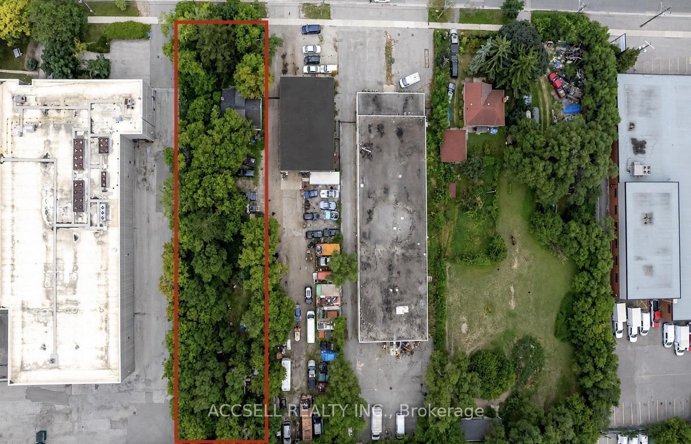 Photo 8 of 100 Cartwright Avenue, North York, Yorkdale-Glen Park — HOMEH