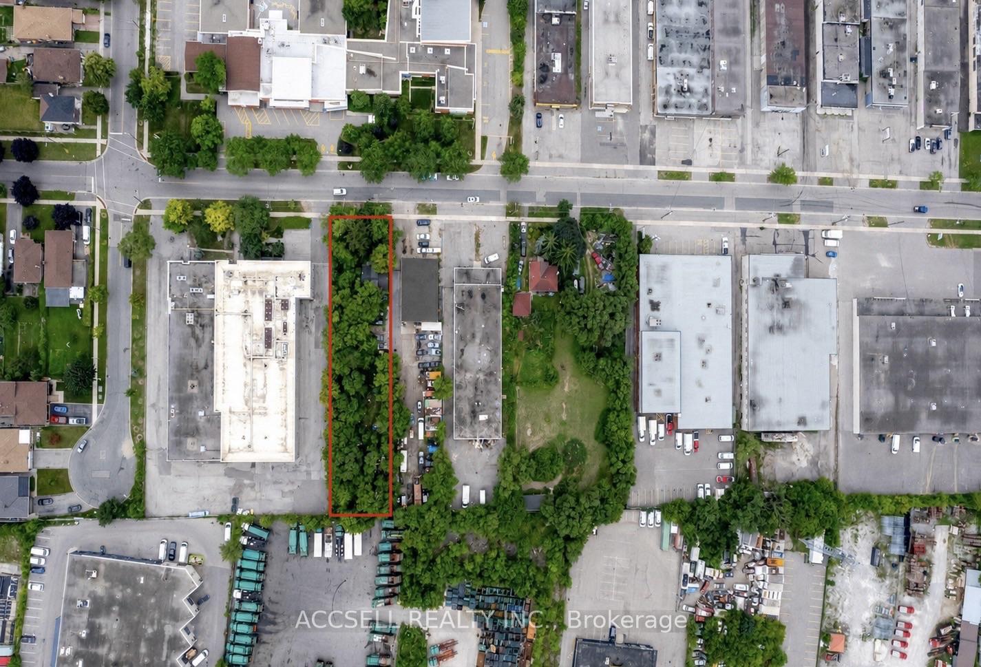 Photo 10 of 100 Cartwright Avenue, North York, Yorkdale-Glen Park — HOMEH