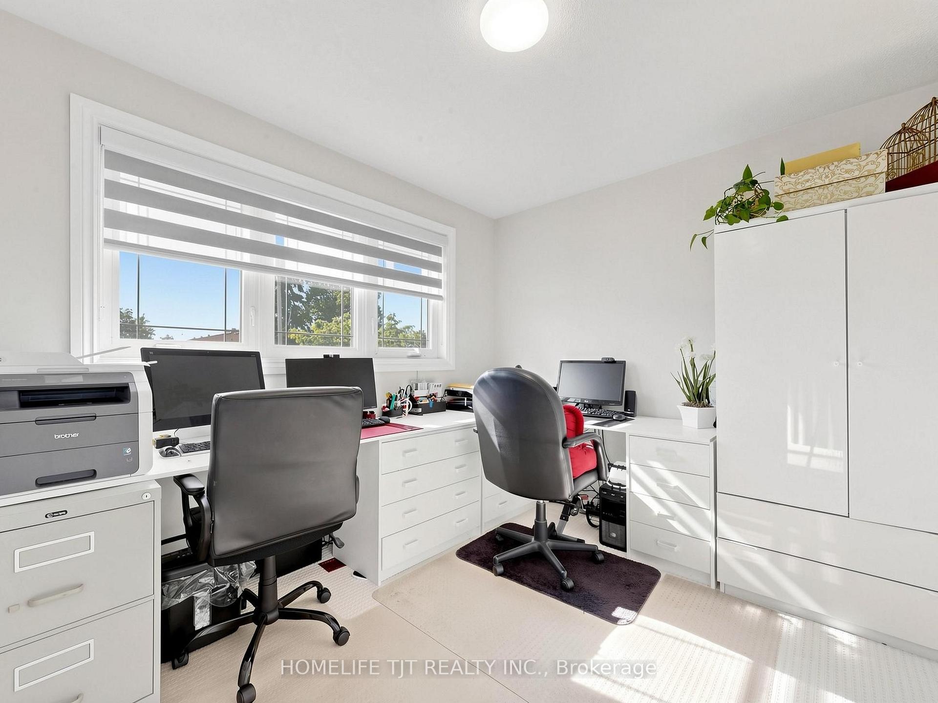Photo 33 of 79 Cobbler Crescent, Markham, Raymerville — HOMEH