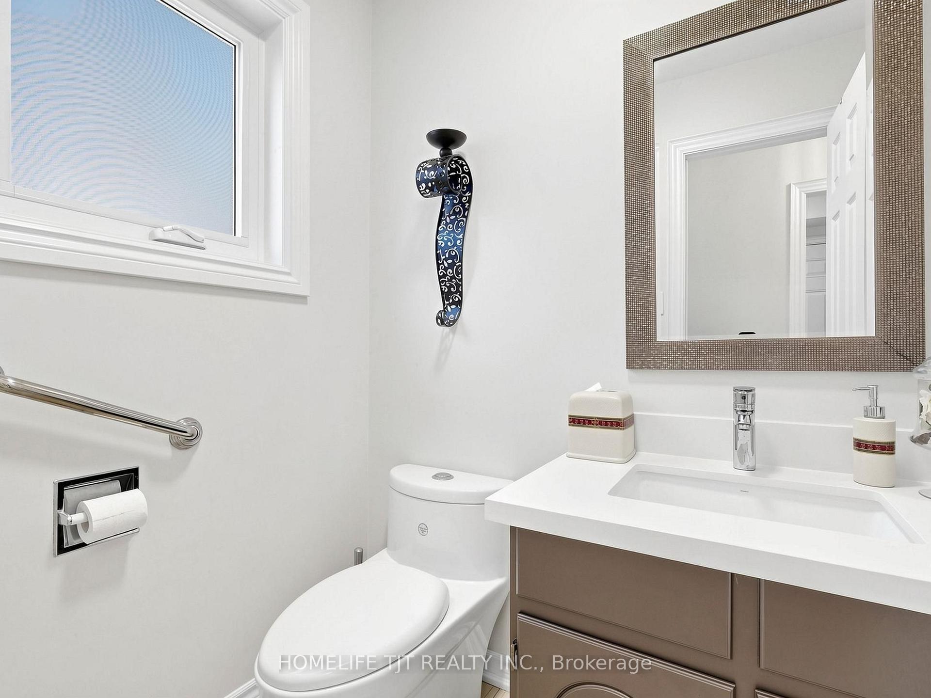 Photo 36 of 79 Cobbler Crescent, Markham, Raymerville — HOMEH