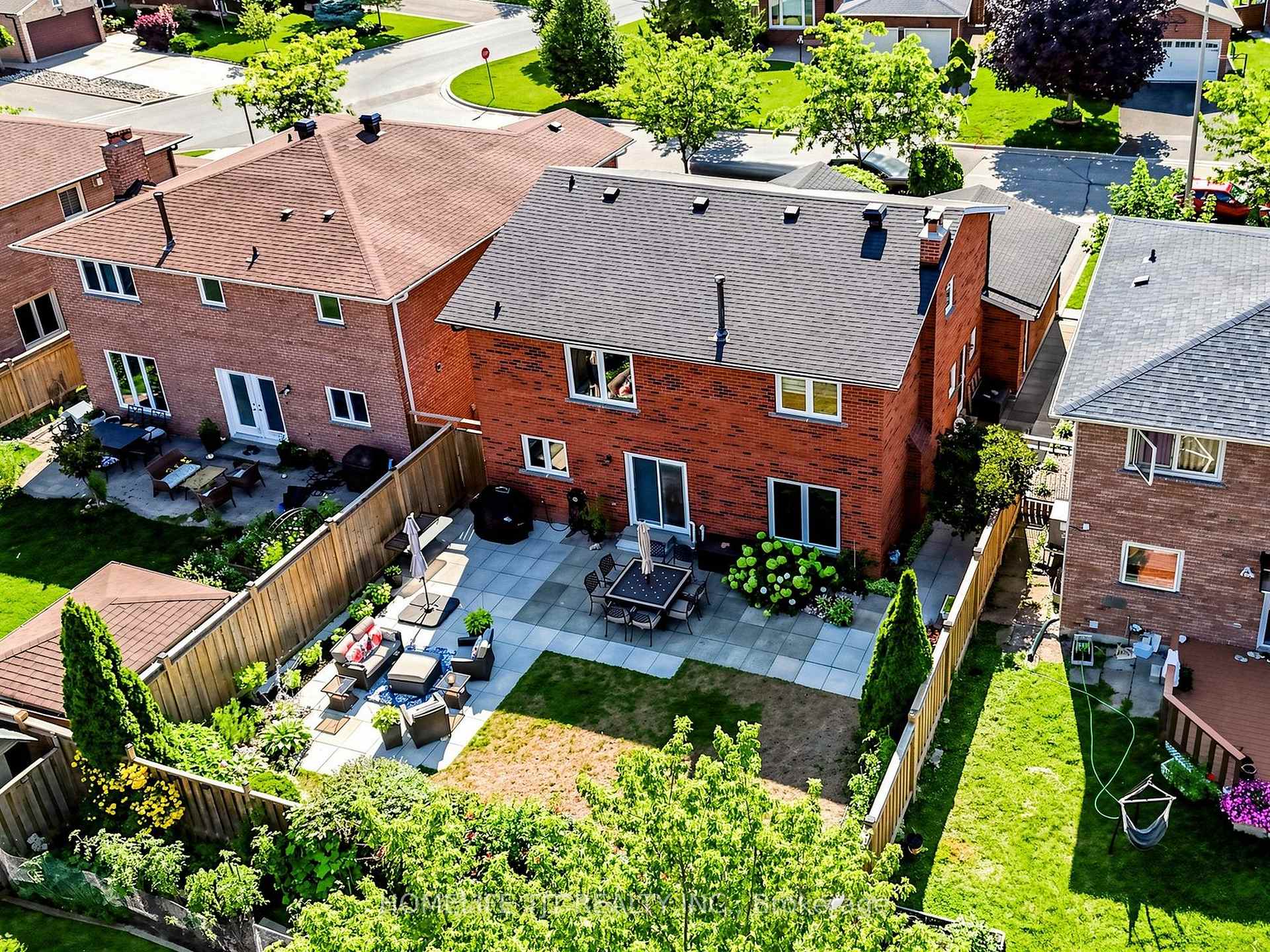 Photo 42 of 79 Cobbler Crescent, Markham, Raymerville — HOMEH