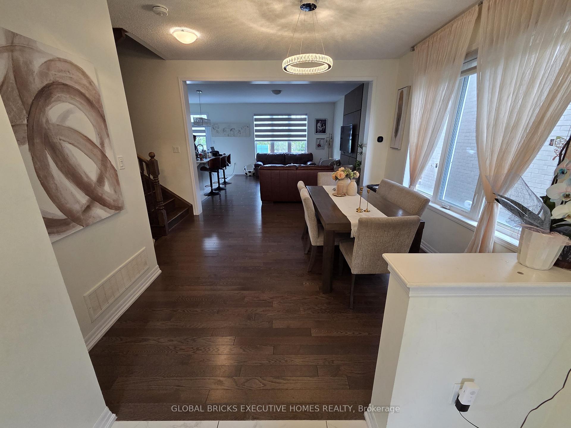 Photo 2 of 3461 Eternity Way, Oakville, Glenorchy — HOMEH