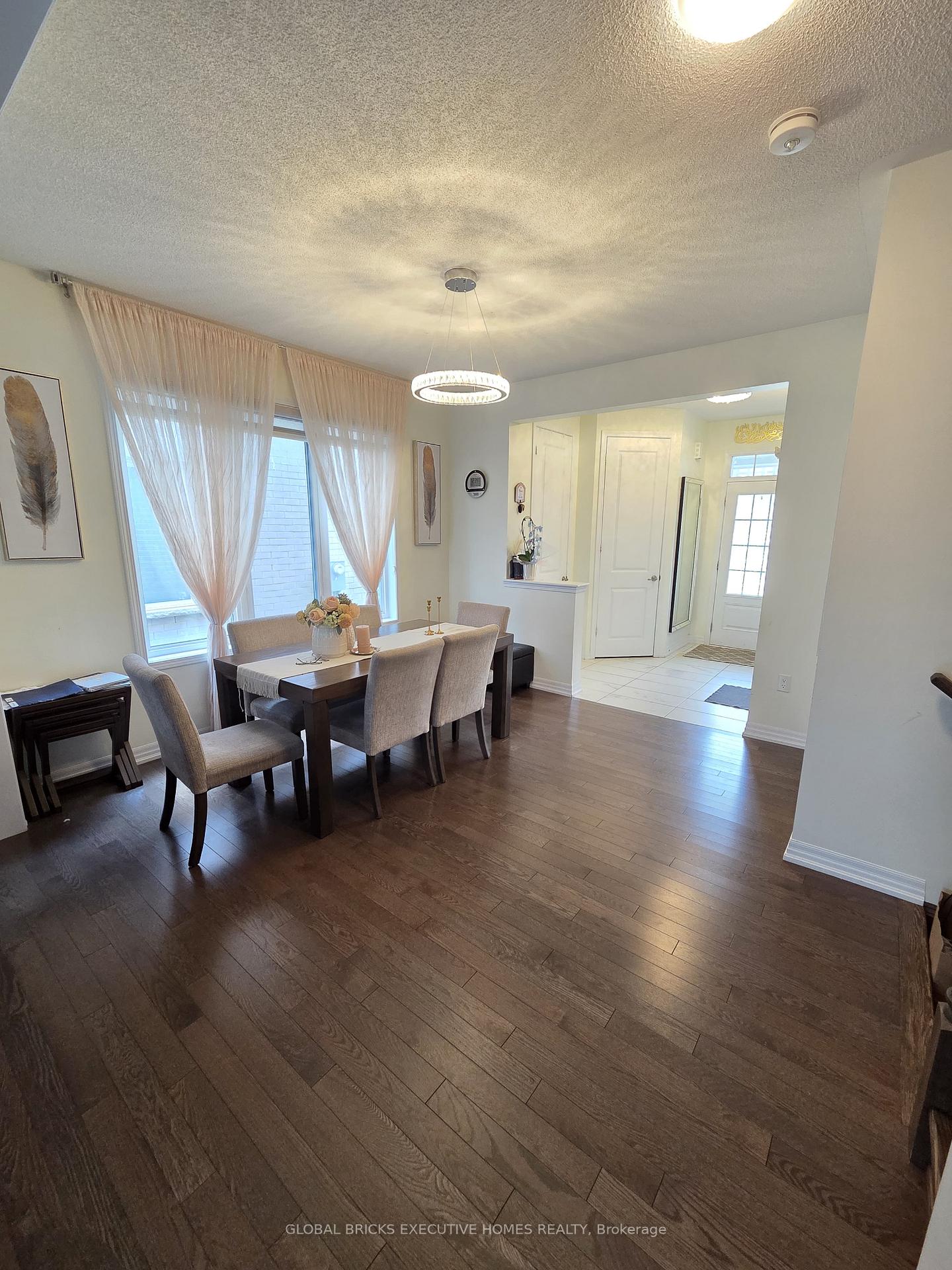 Photo 3 of 3461 Eternity Way, Oakville, Glenorchy — HOMEH