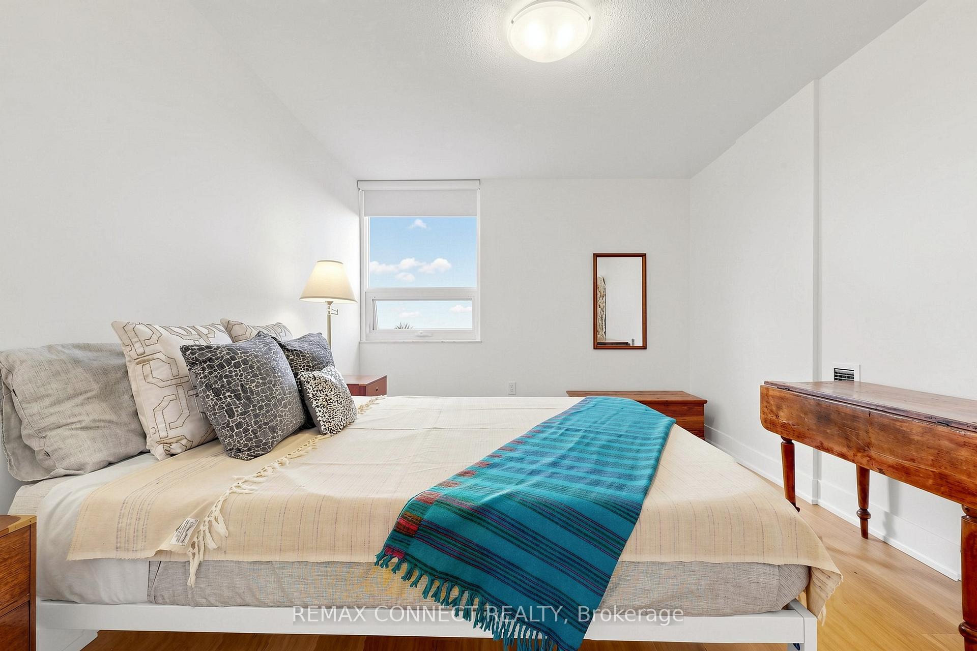 Photo 13 of Unit 1207, 121 Ling Road, Scarborough, West Hill — HOMEH