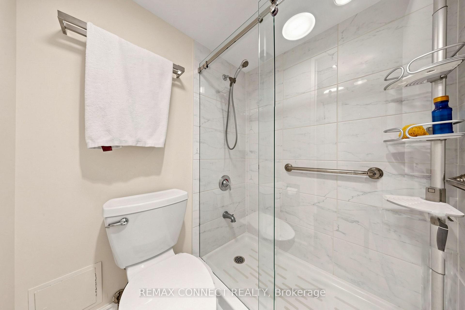 Photo 16 of Unit 1207, 121 Ling Road, Scarborough, West Hill — HOMEH