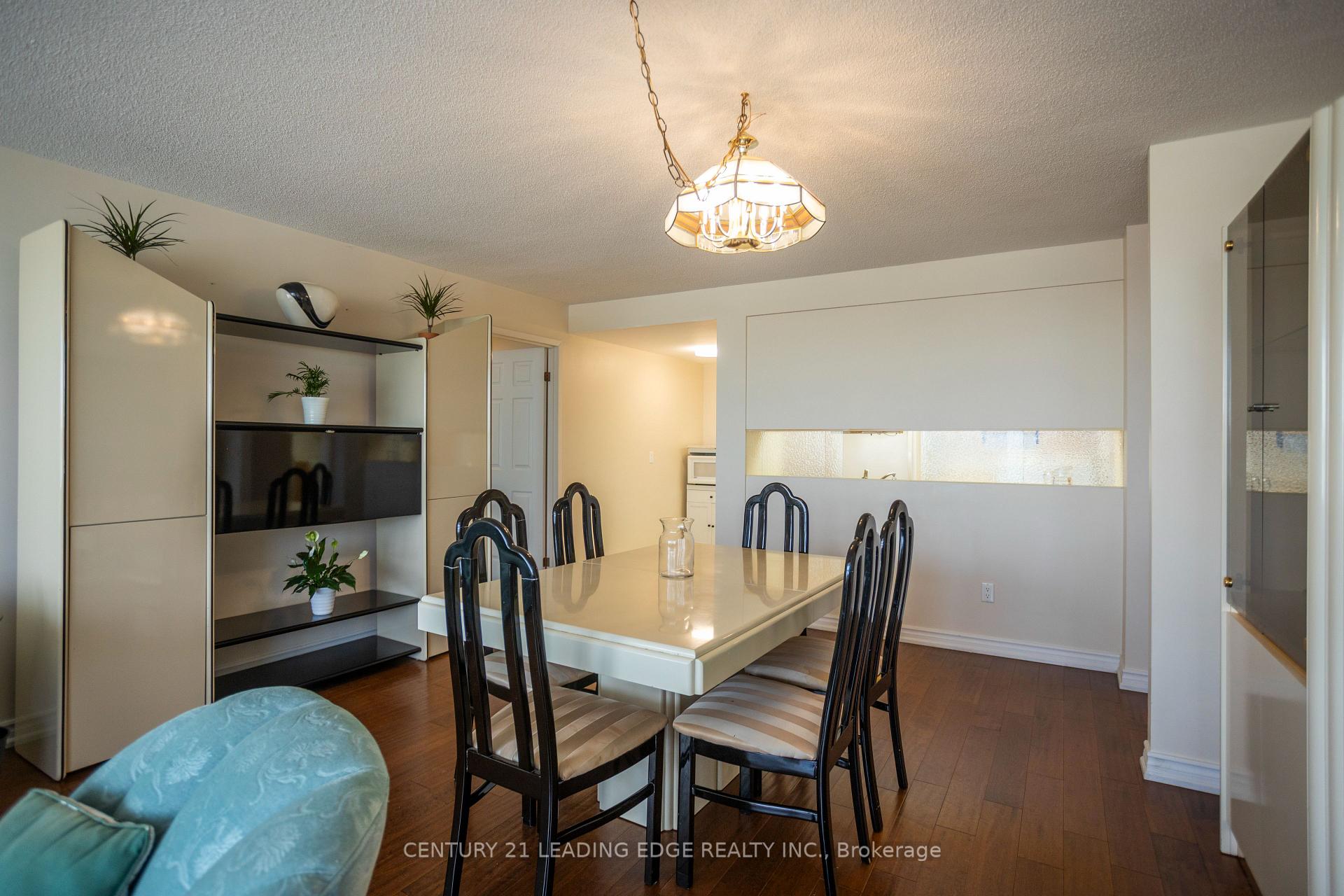 Photo 11 of Unit 707, 2 Raymerville Drive, Markham, Raymerville — HOMEH