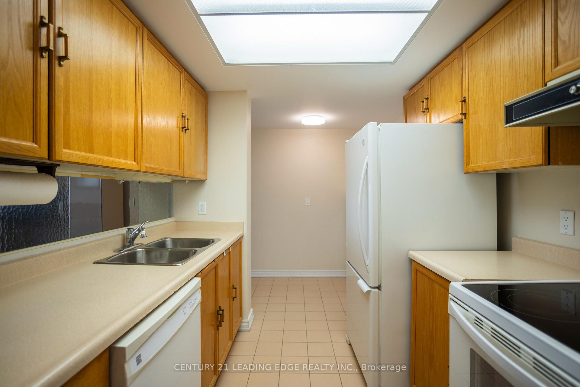 Photo 15 of Unit 707, 2 Raymerville Drive, Markham, Raymerville — HOMEH