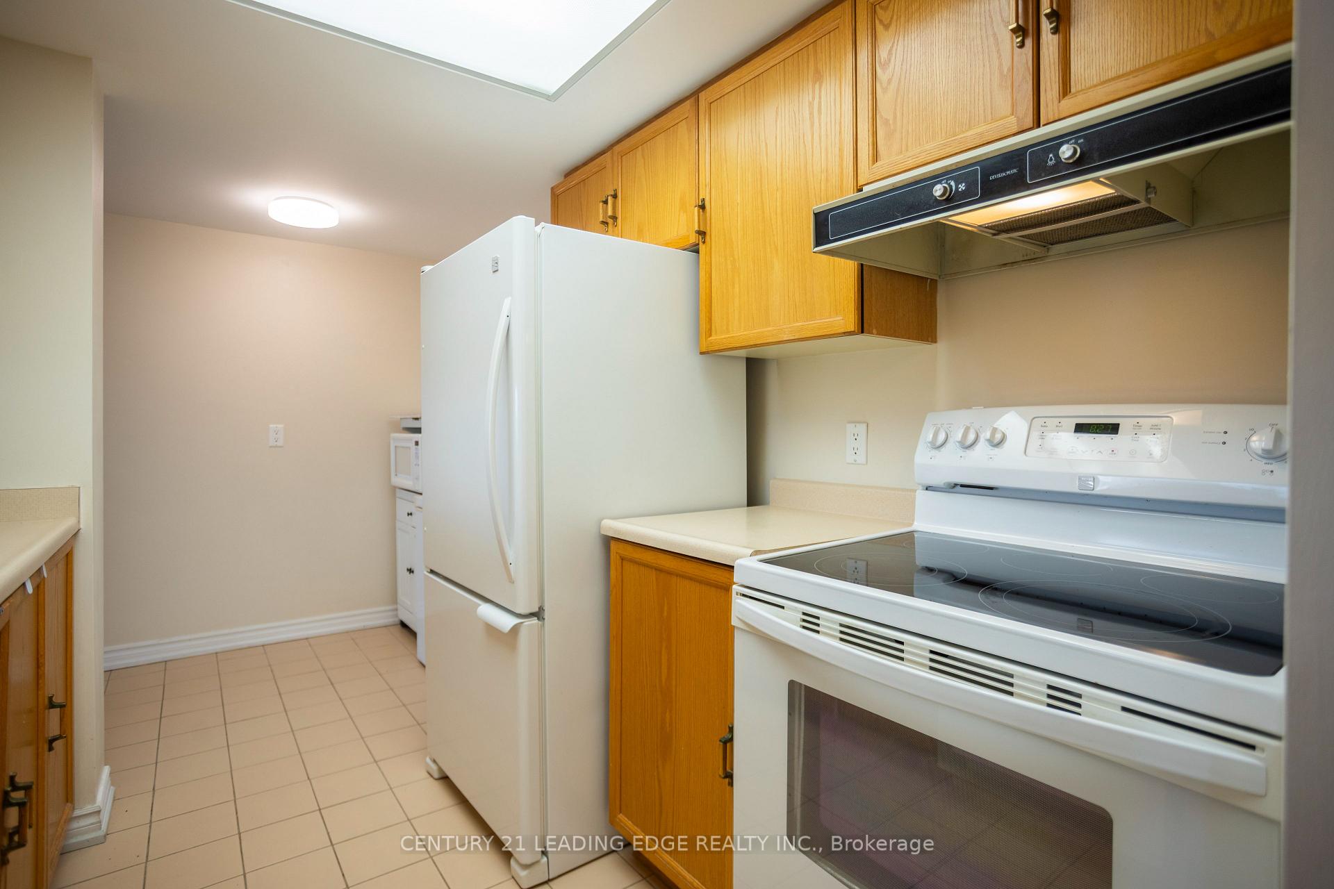 Photo 17 of Unit 707, 2 Raymerville Drive, Markham, Raymerville — HOMEH
