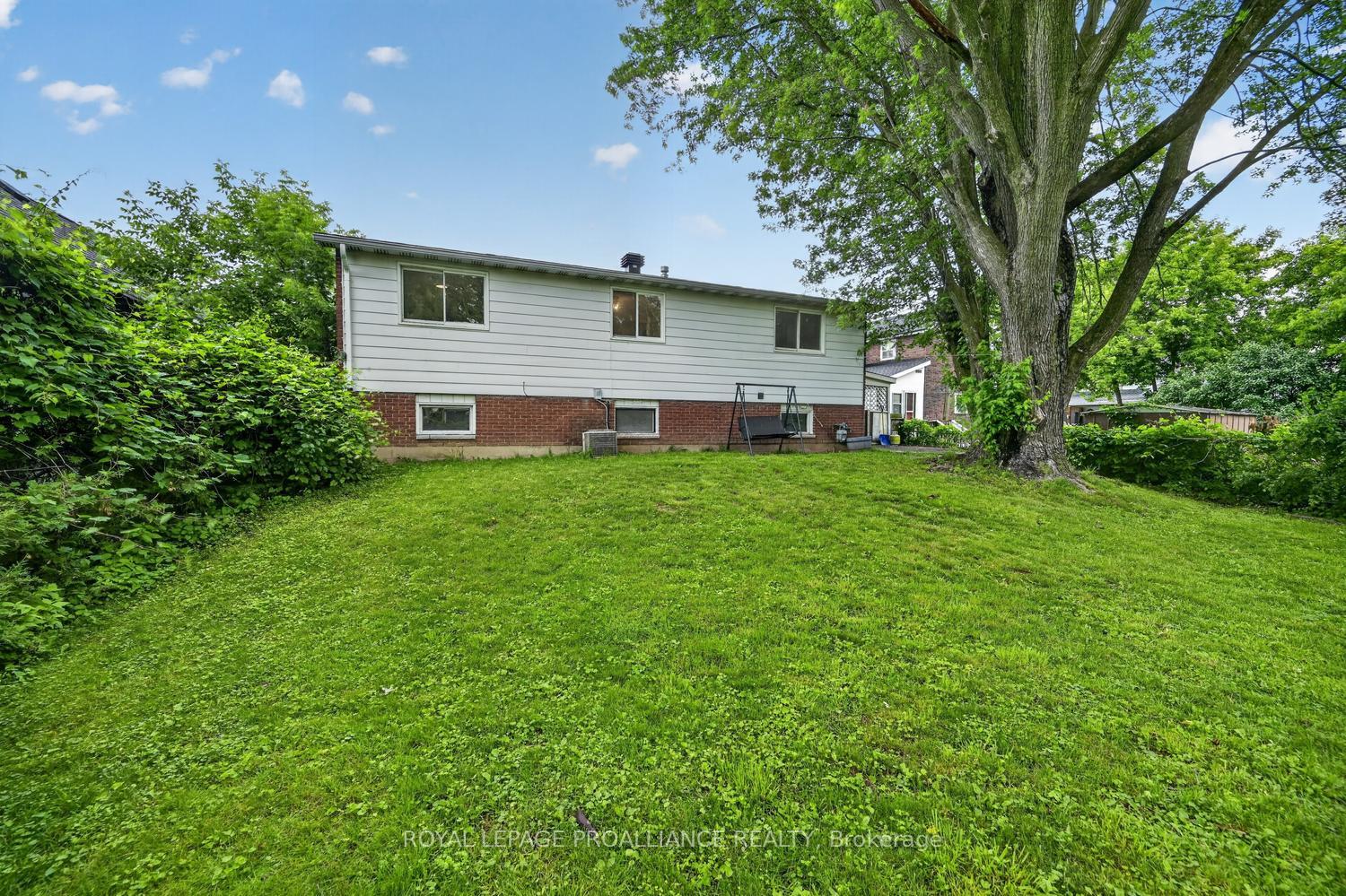 Photo 24 of 59 Abbott Street, Brockville, Brockville — HOMEH