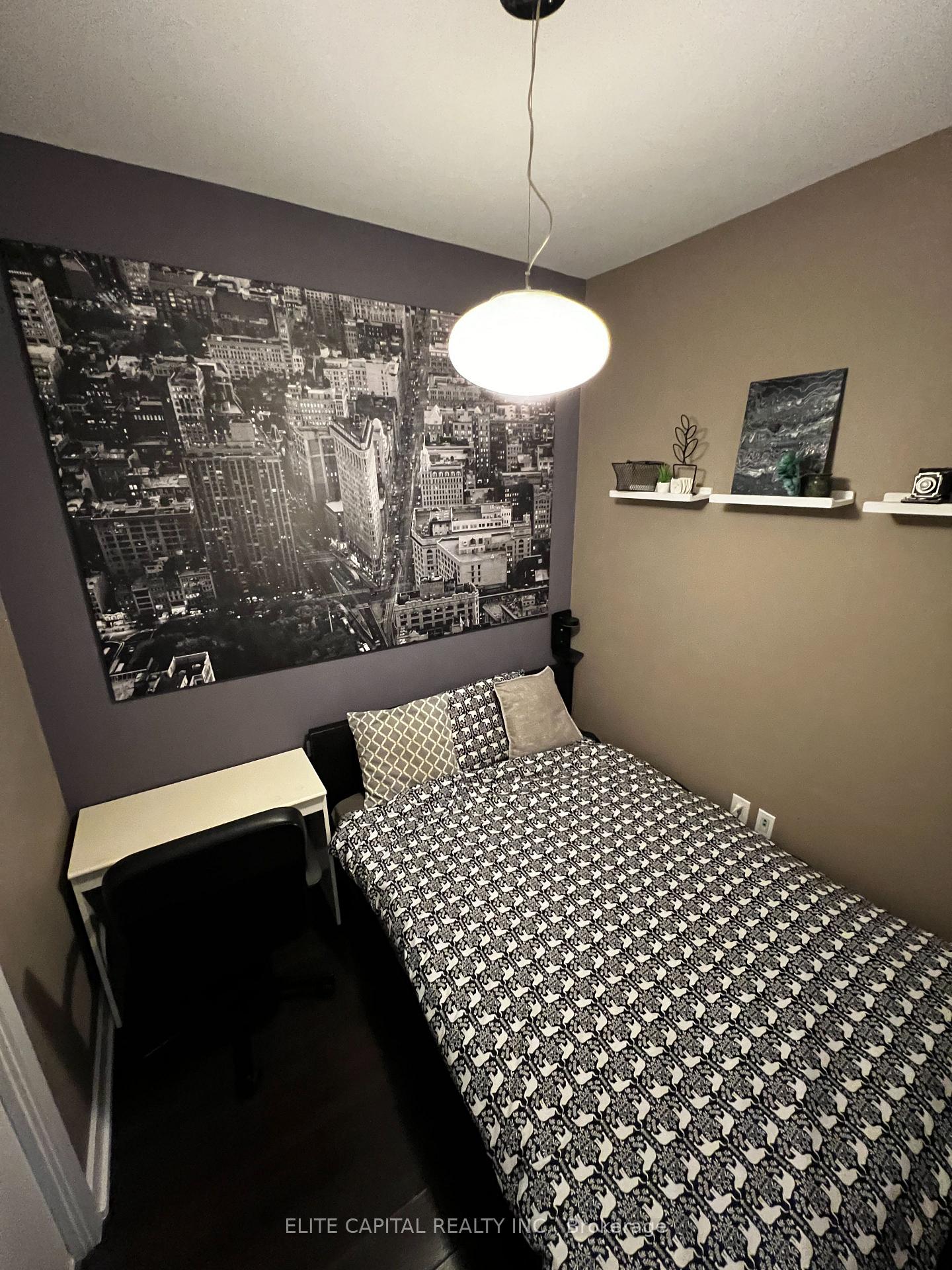 Photo 9 of Unit 3610, 21 Iceboat Terrace, Toronto, Waterfront Communities — HOMEH