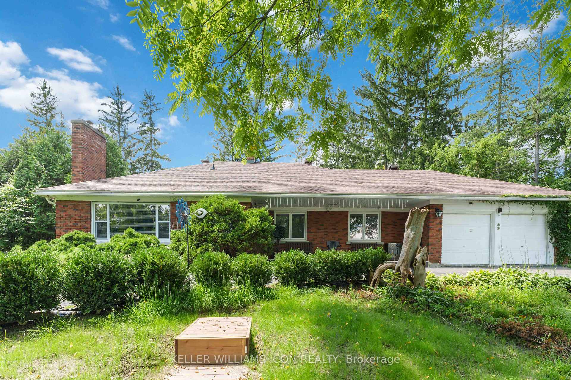 Photo of 2770 Prince Of Wales Drive
