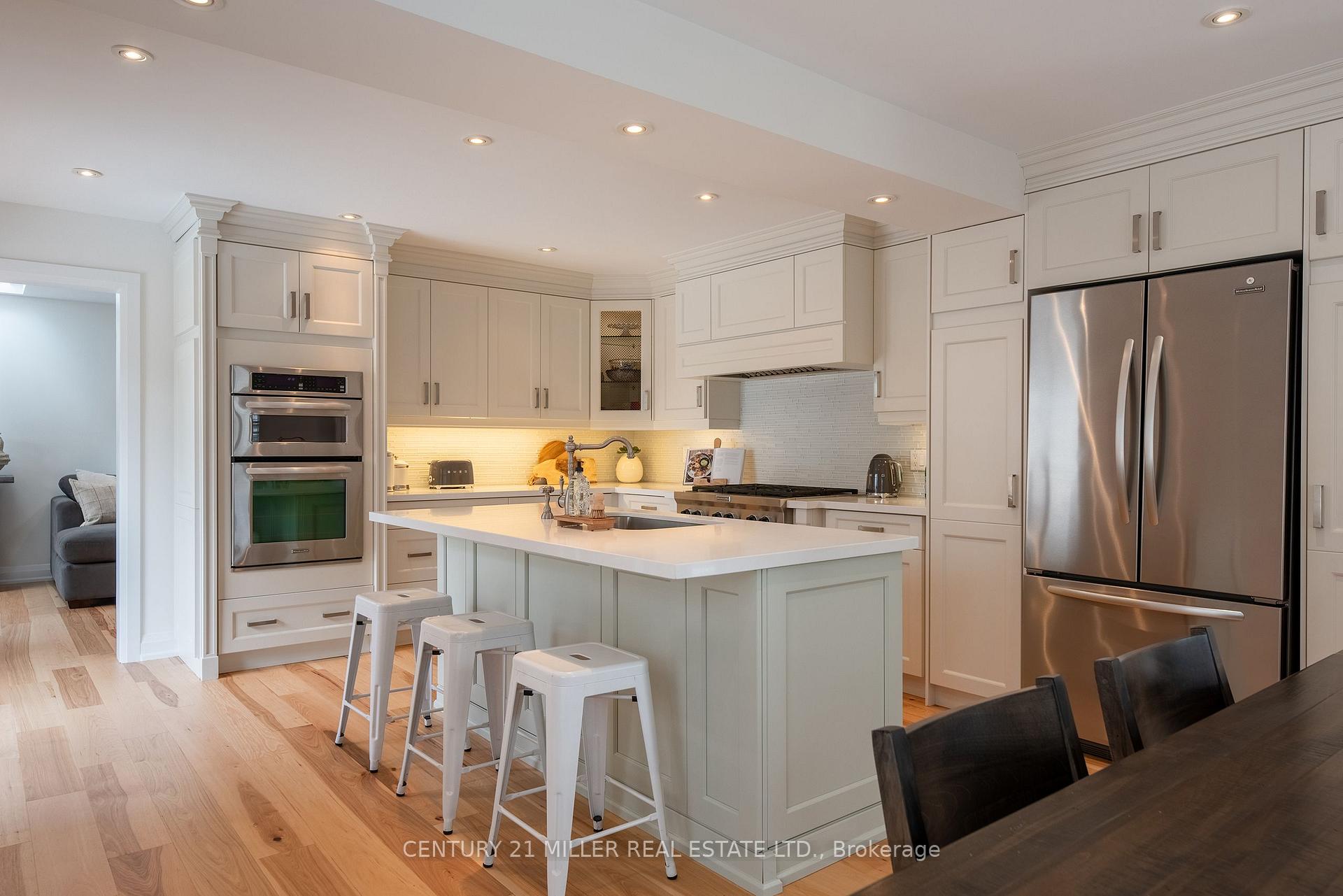 Photo 11 of 579 Fourth Line, Oakville, West — HOMEH