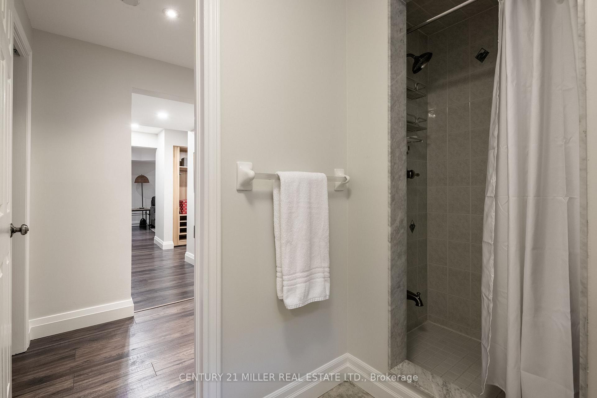 Photo 36 of 579 Fourth Line, Oakville, West — HOMEH