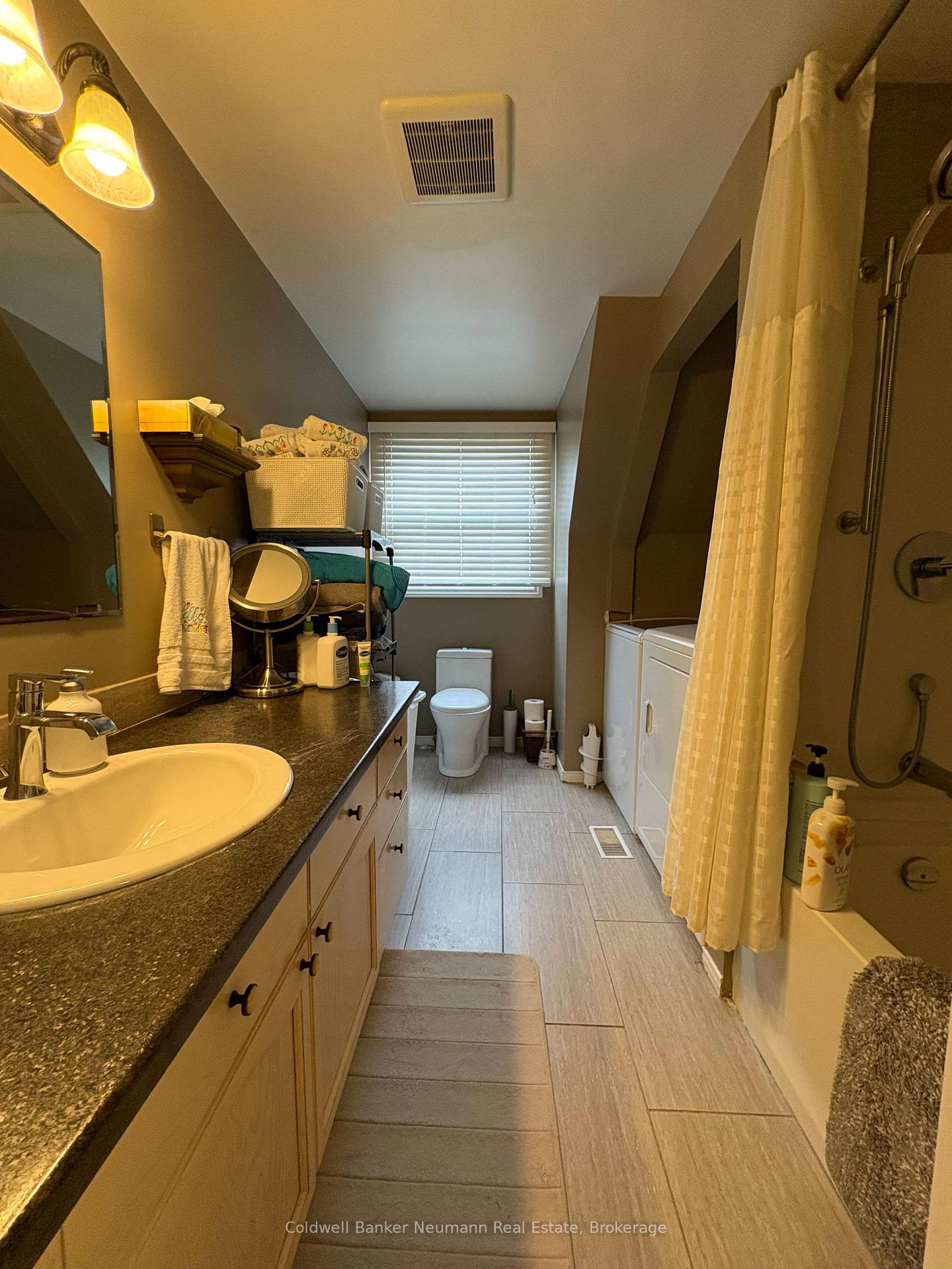 Photo 8 of Unit UPPER, 120 Moss Place, Guelph, Kortright West — HOMEH