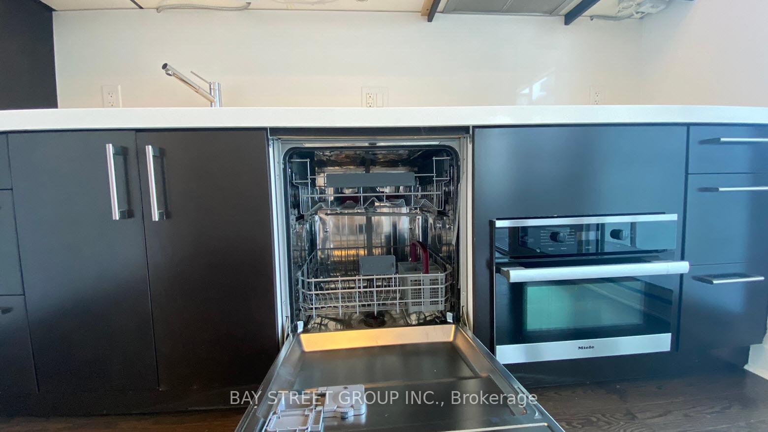 Photo 11 of Unit 2910, 65 St Mary Street, Toronto, Bay Street Corridor — HOMEH
