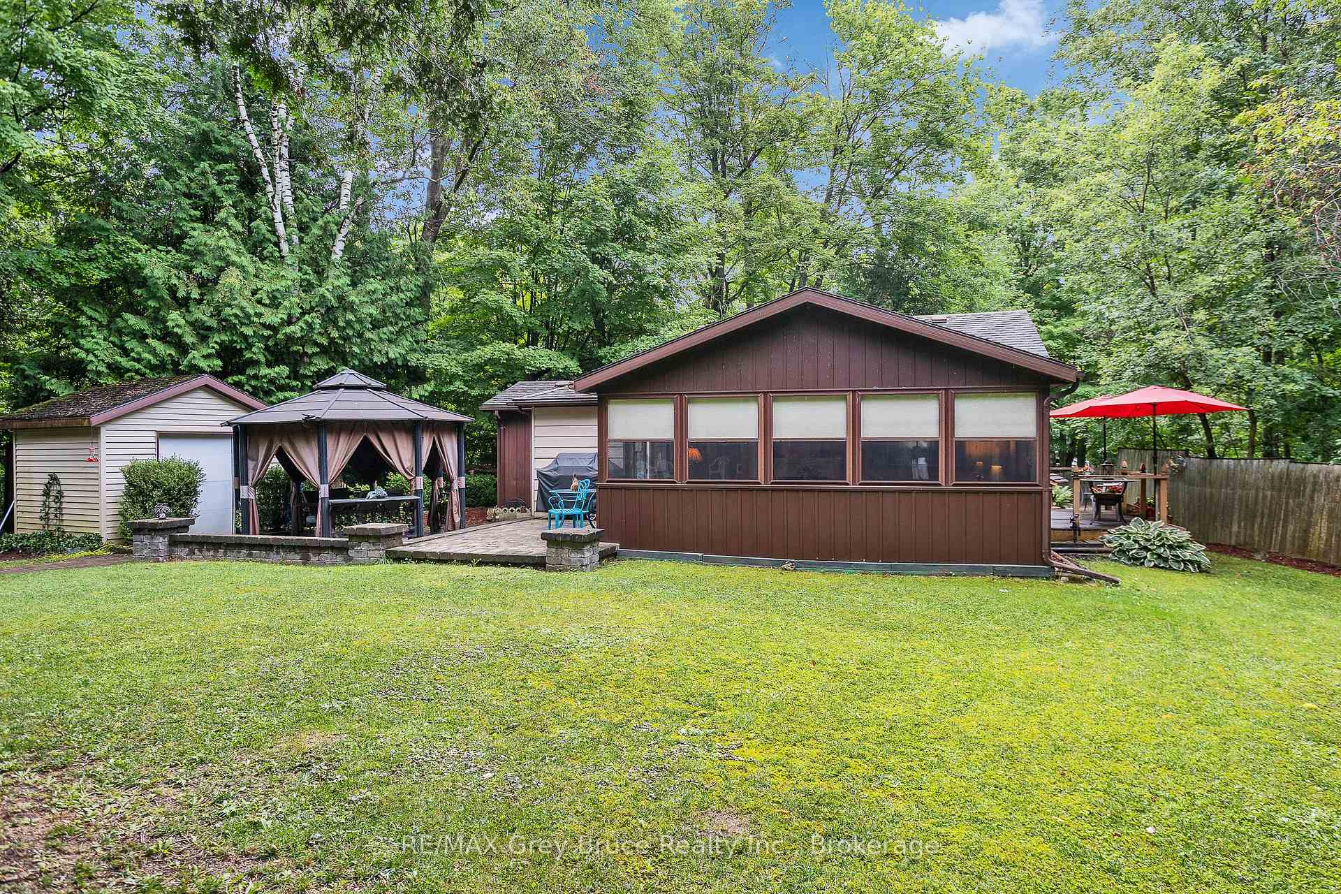 Photo 7 of 263617 Southgate Road, Southgate — HOMEH