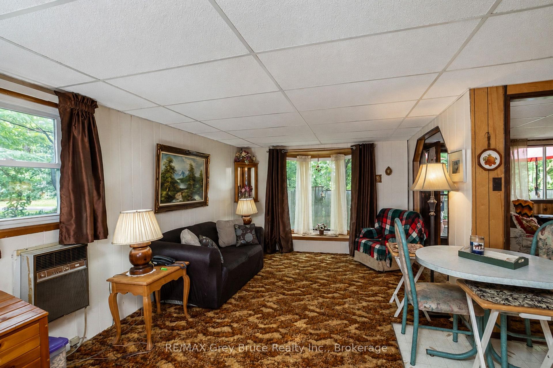 Photo 14 of 263617 Southgate Road, Southgate — HOMEH