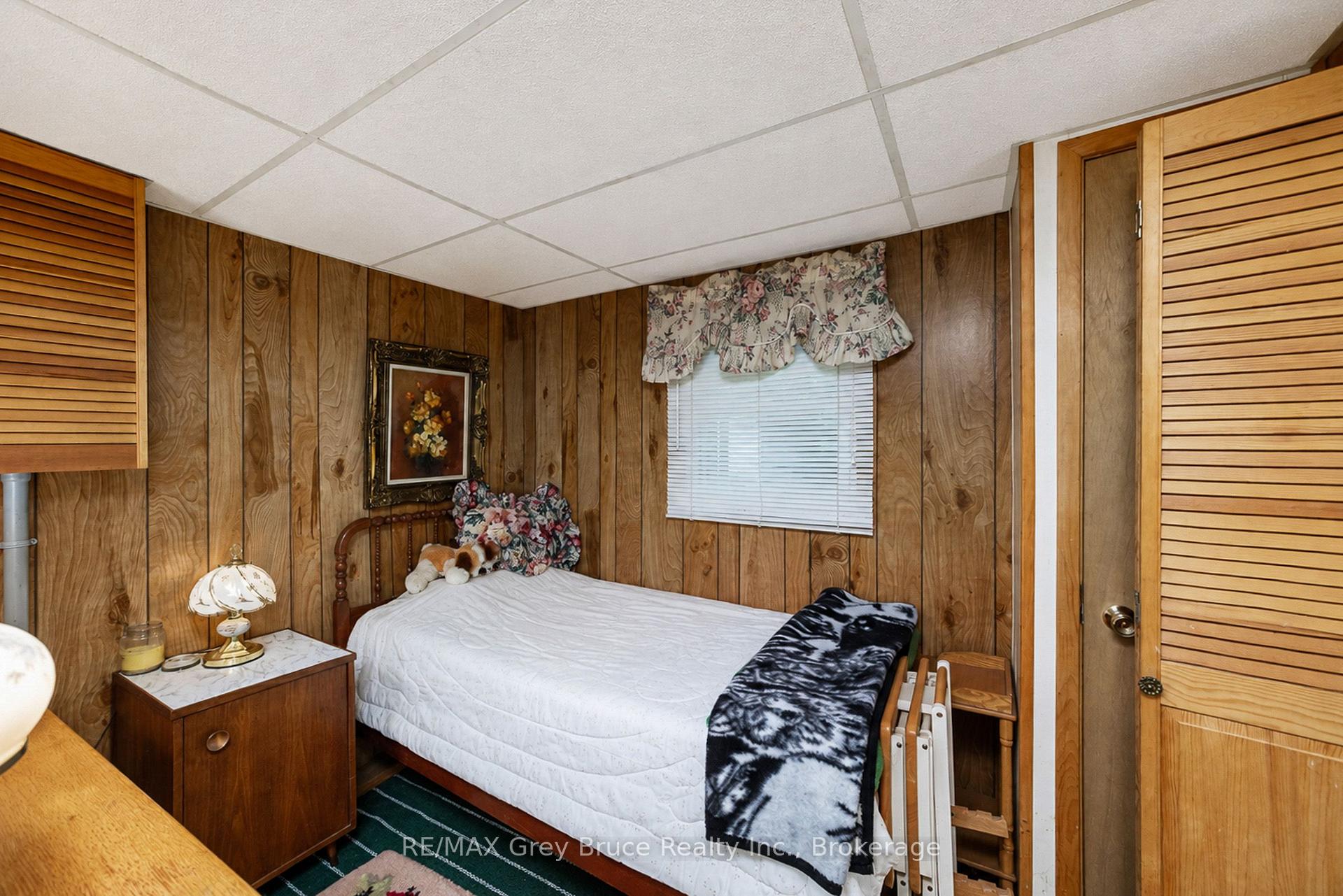 Photo 23 of 263617 Southgate Road, Southgate — HOMEH