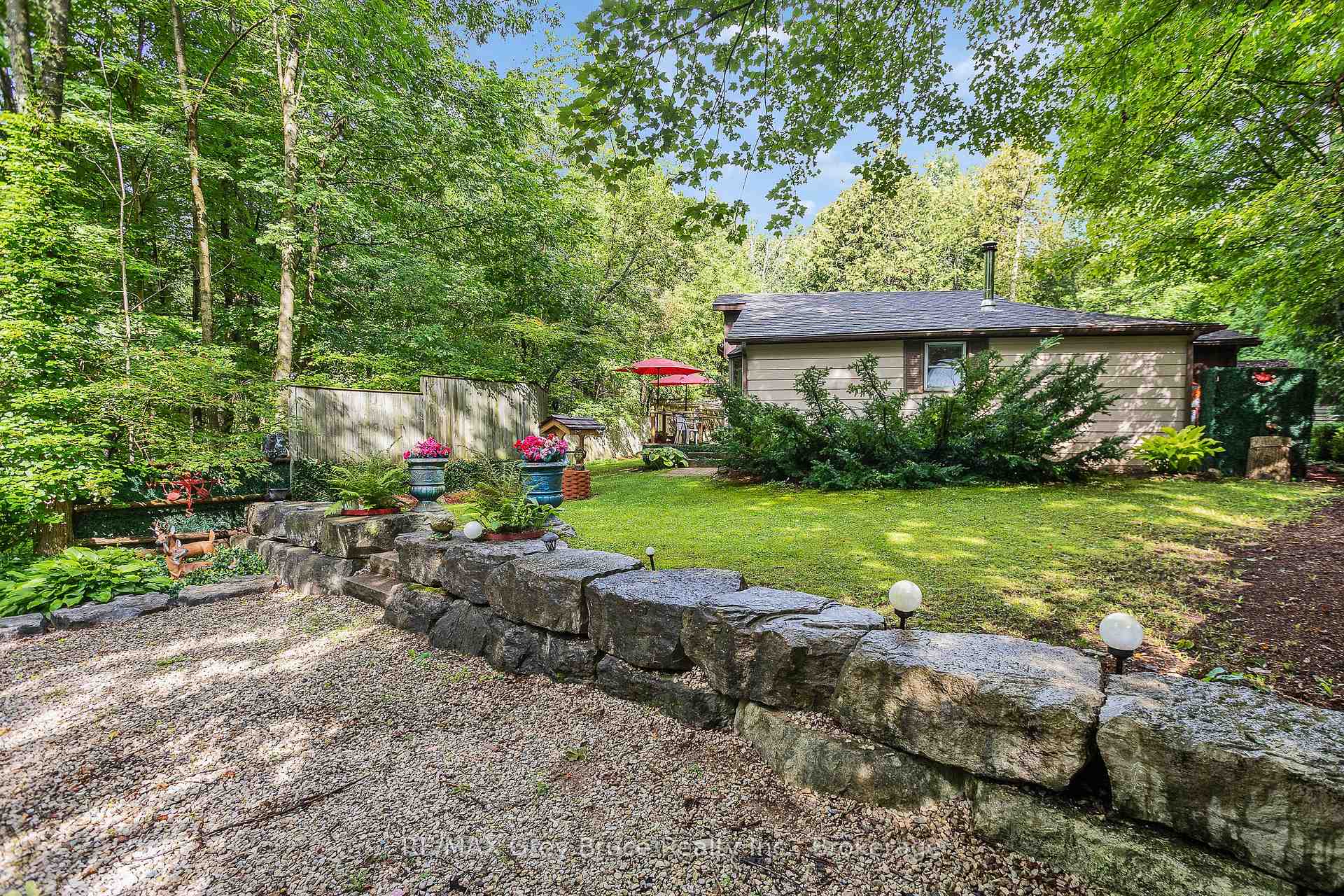 Photo 28 of 263617 Southgate Road, Southgate — HOMEH