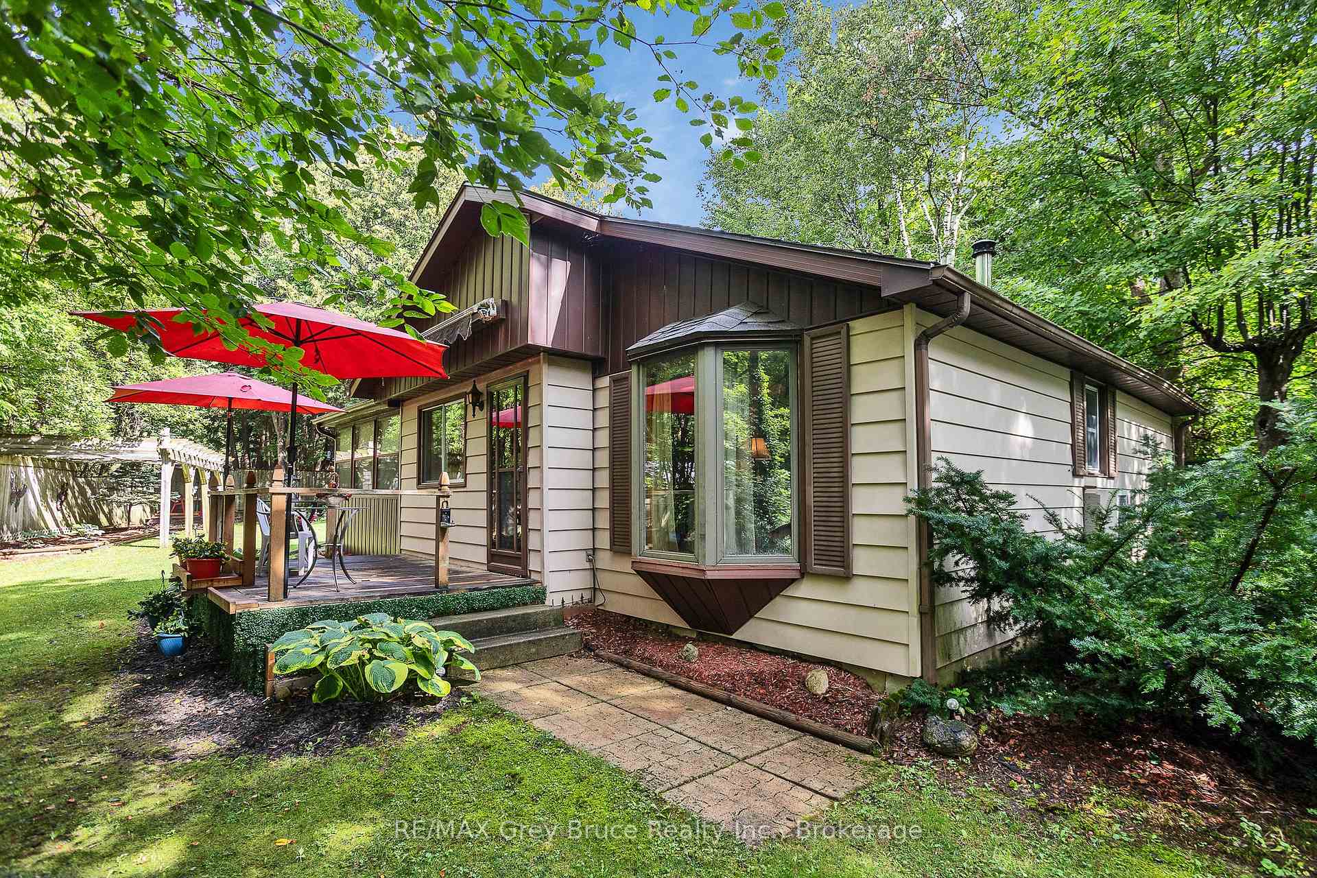 Photo 32 of 263617 Southgate Road, Southgate — HOMEH